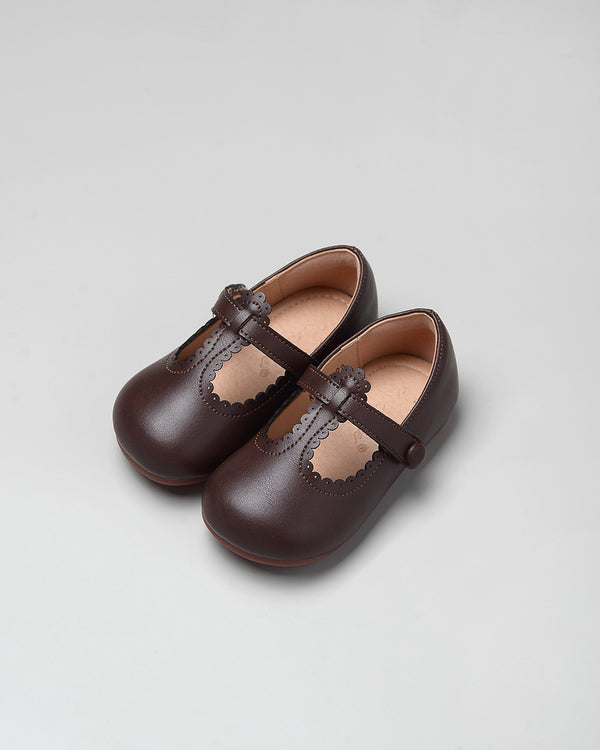 Bailey Mary Jane Shoes in Coffee