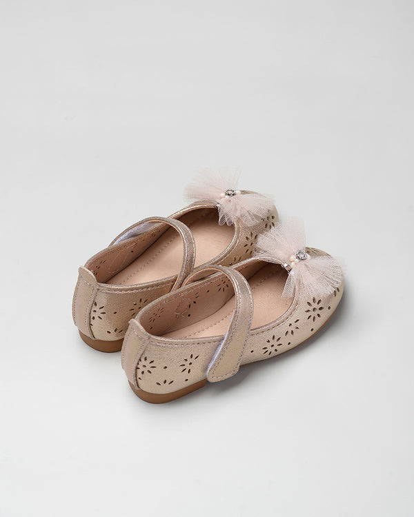 Margot Flat Shoes in Gold