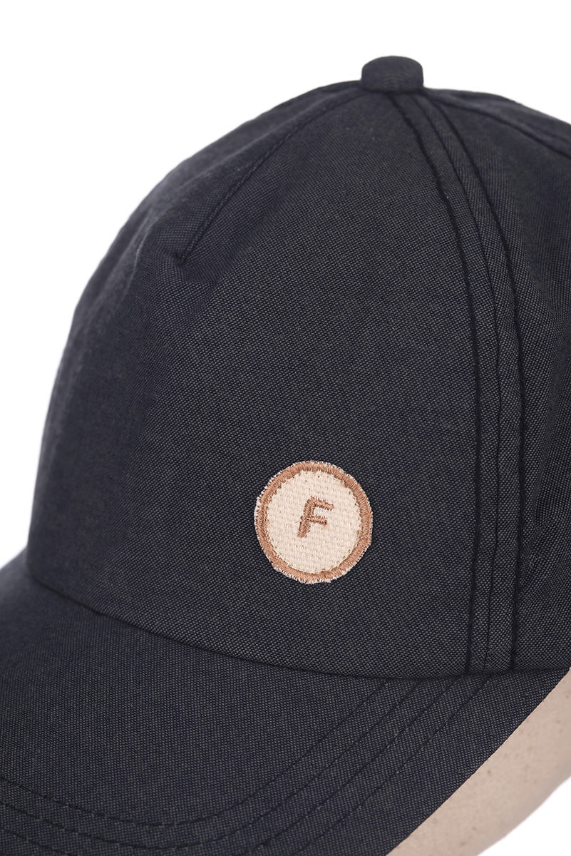 Kimmy Bow Cap in Black