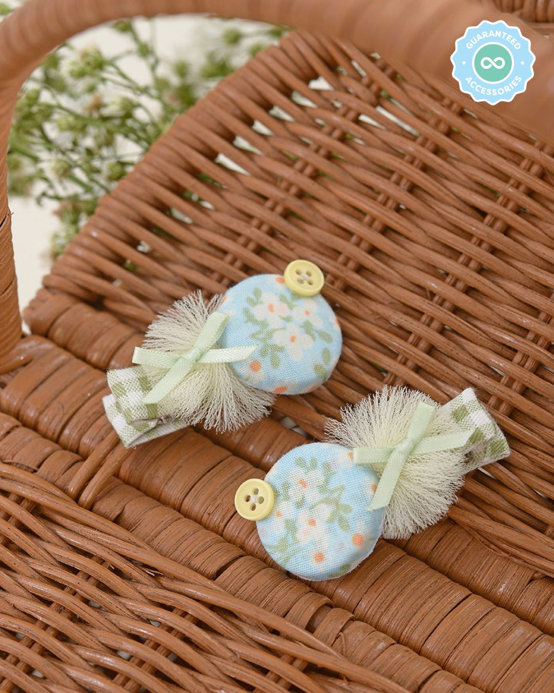 Juniper Hairpin in Daisy