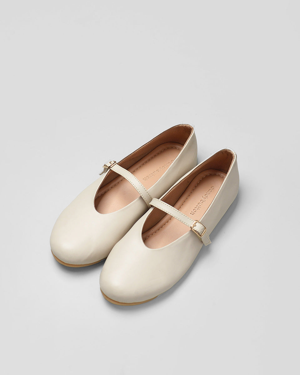 Lady Hope Ballerina Shoes in Cream