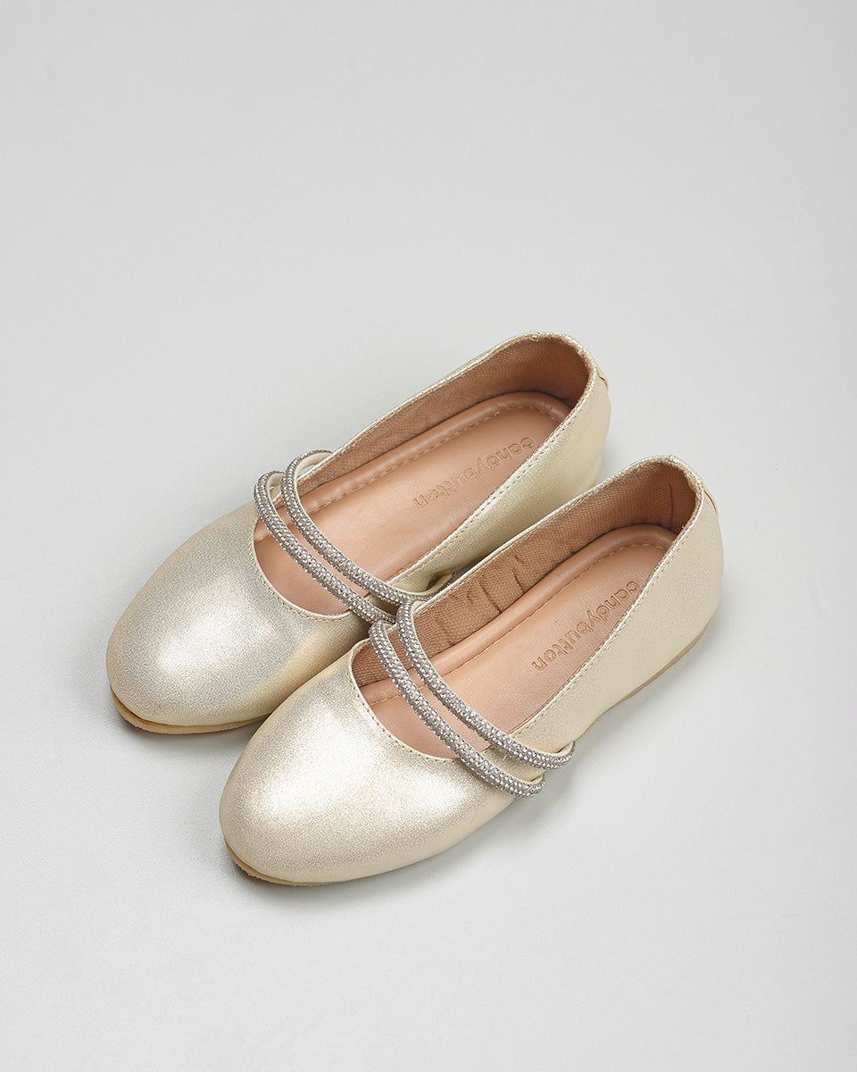 Zaira Gliterry Shoes in Cream