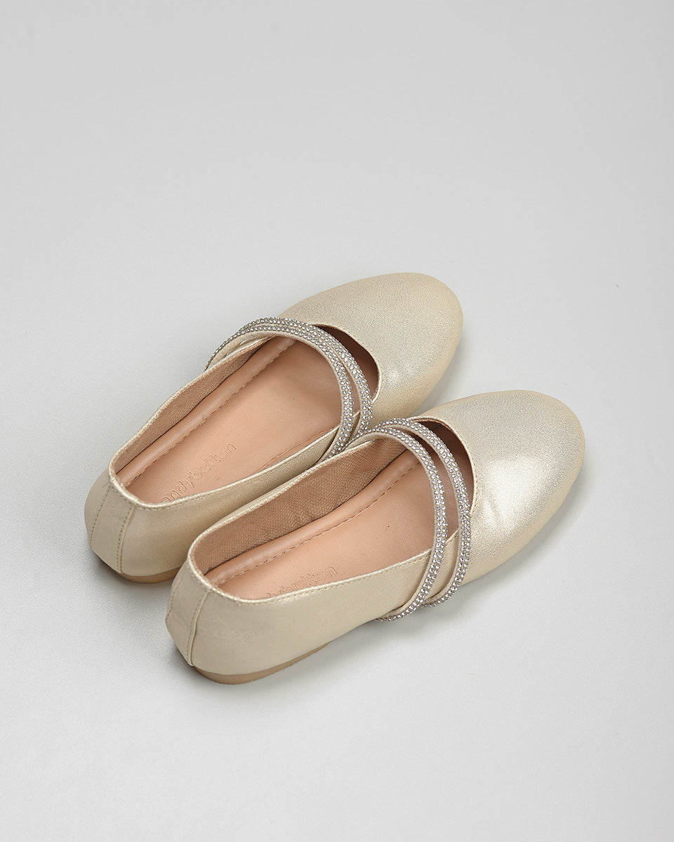 Zaira Gliterry Shoes in Cream