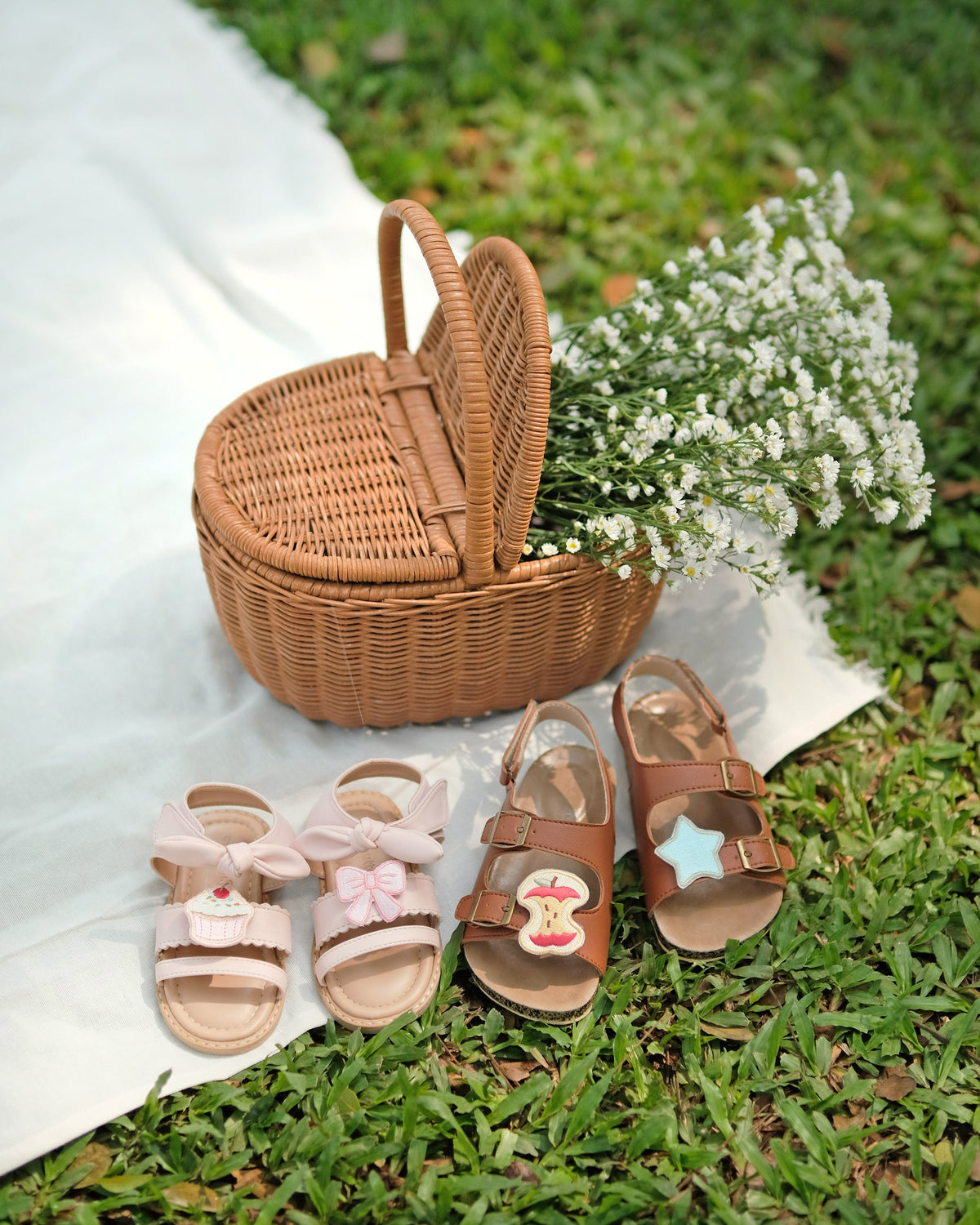 Cupcake Embroidery Shoes Clips