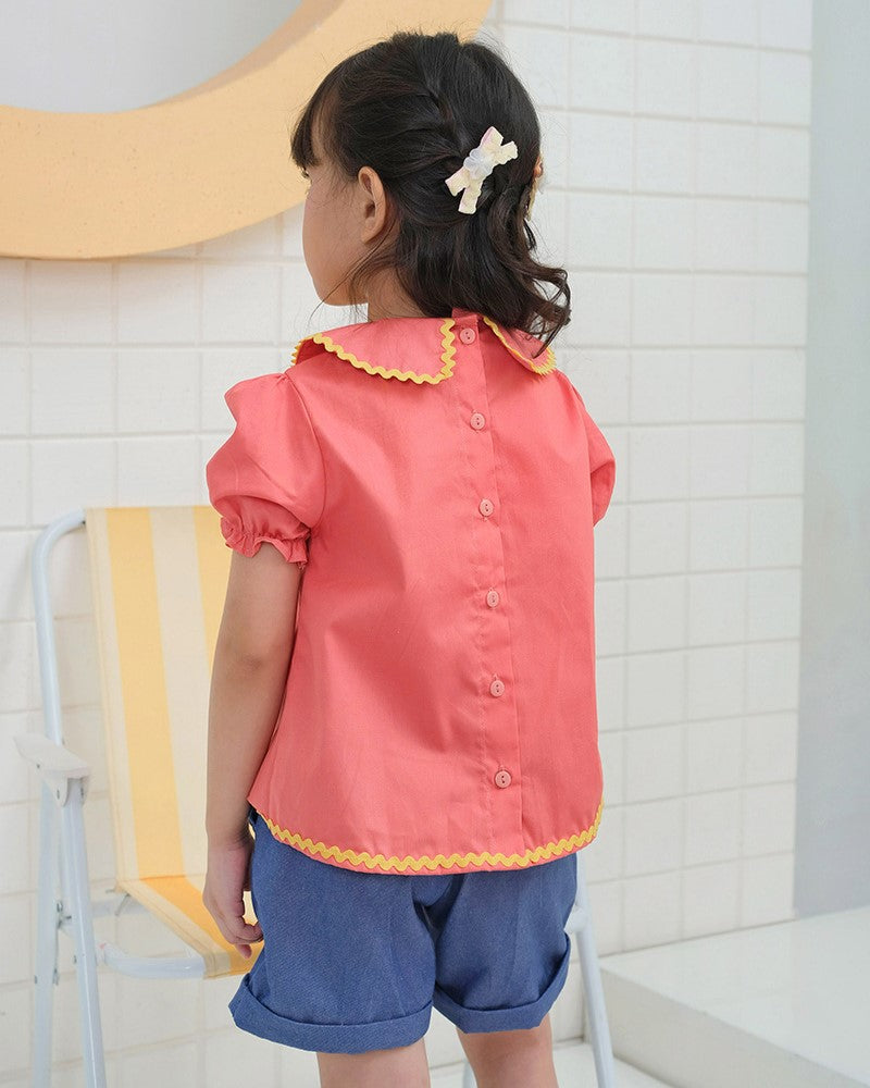 Nami Peterpan Collar Blouse in Coral