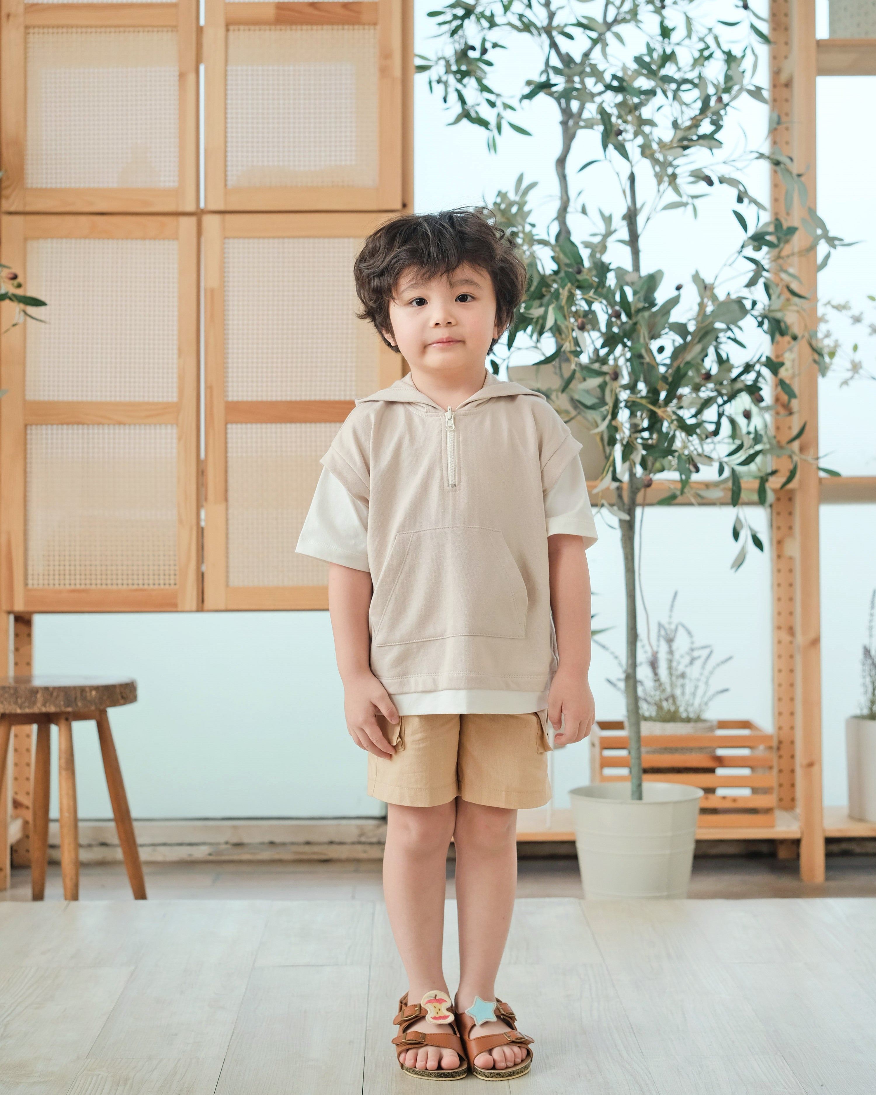 Toffee Twist Hoodie Tee in Cream