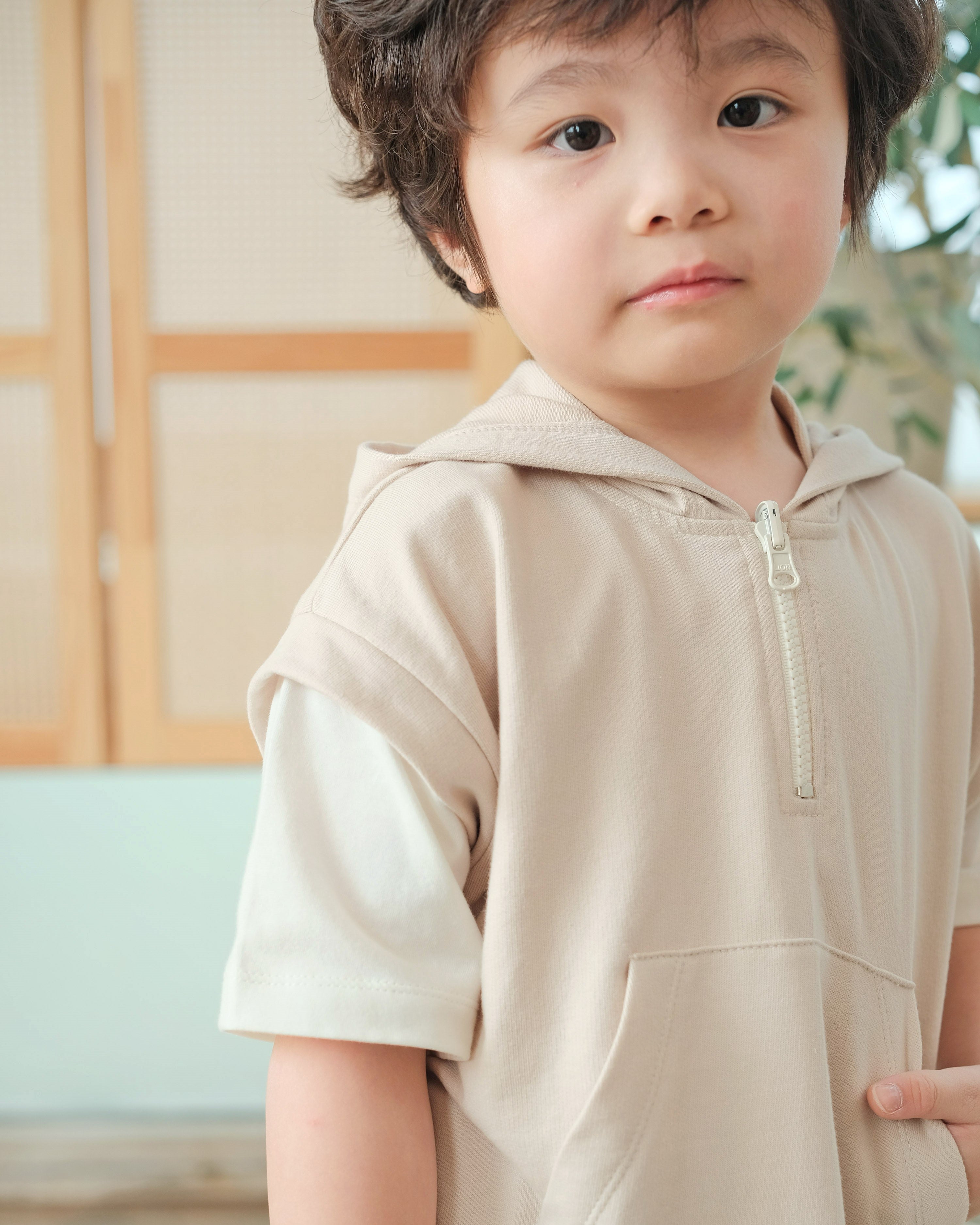 Toffee Twist Hoodie Tee in Cream