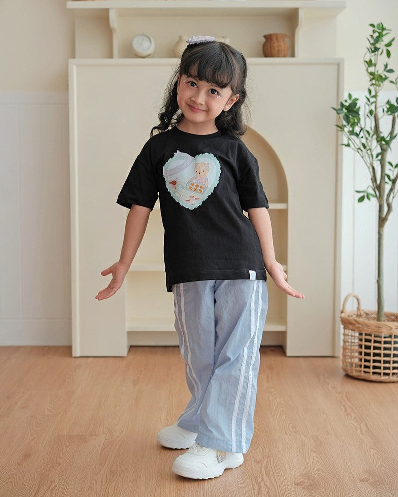 Bear-y Tasty T-Shirt in Black