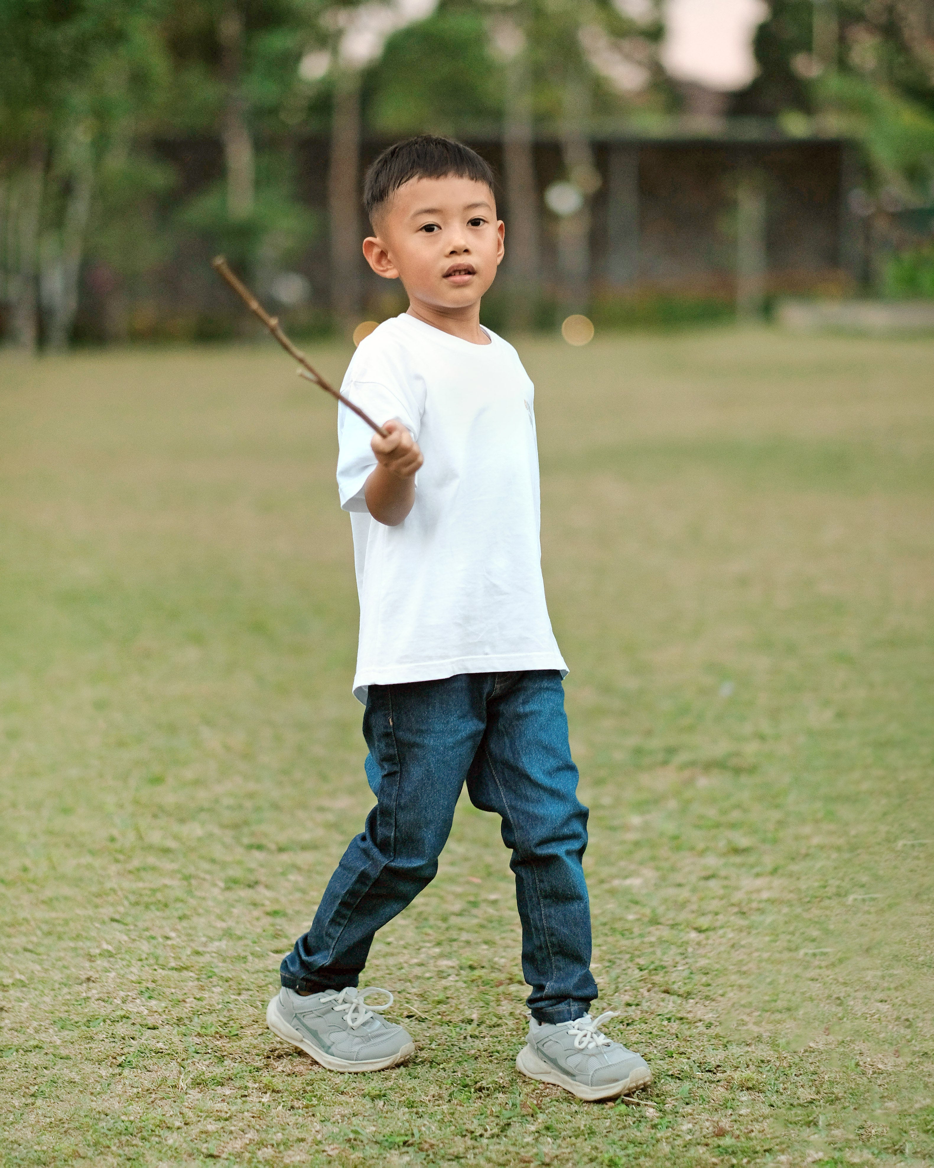 Klein Straight Jeans in Dark Denim