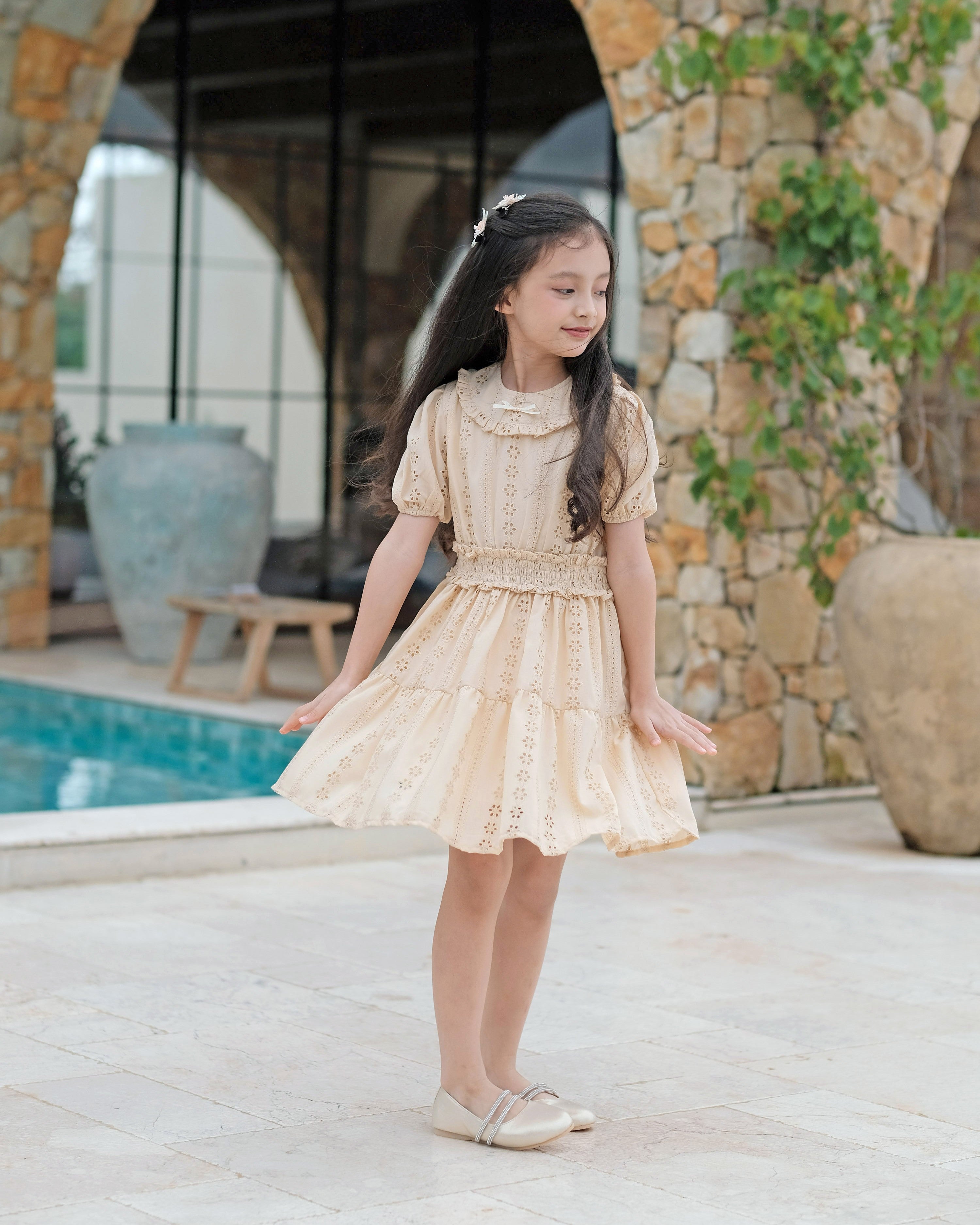 Alethea Package in Cream