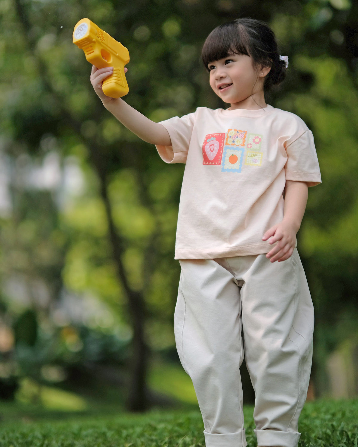 Les Fruits T-Shirt in Peach