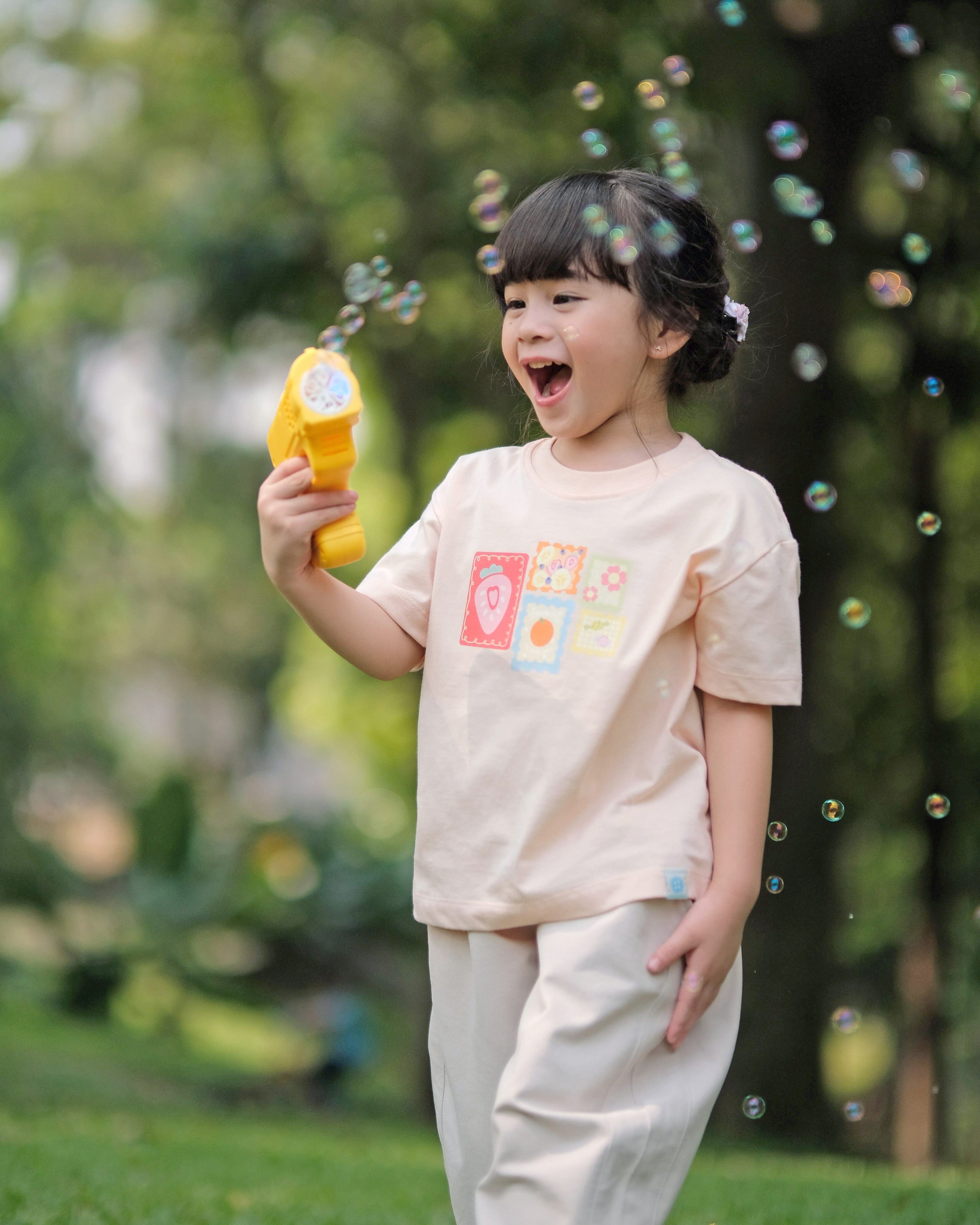 Les Fruits T-Shirt in Peach