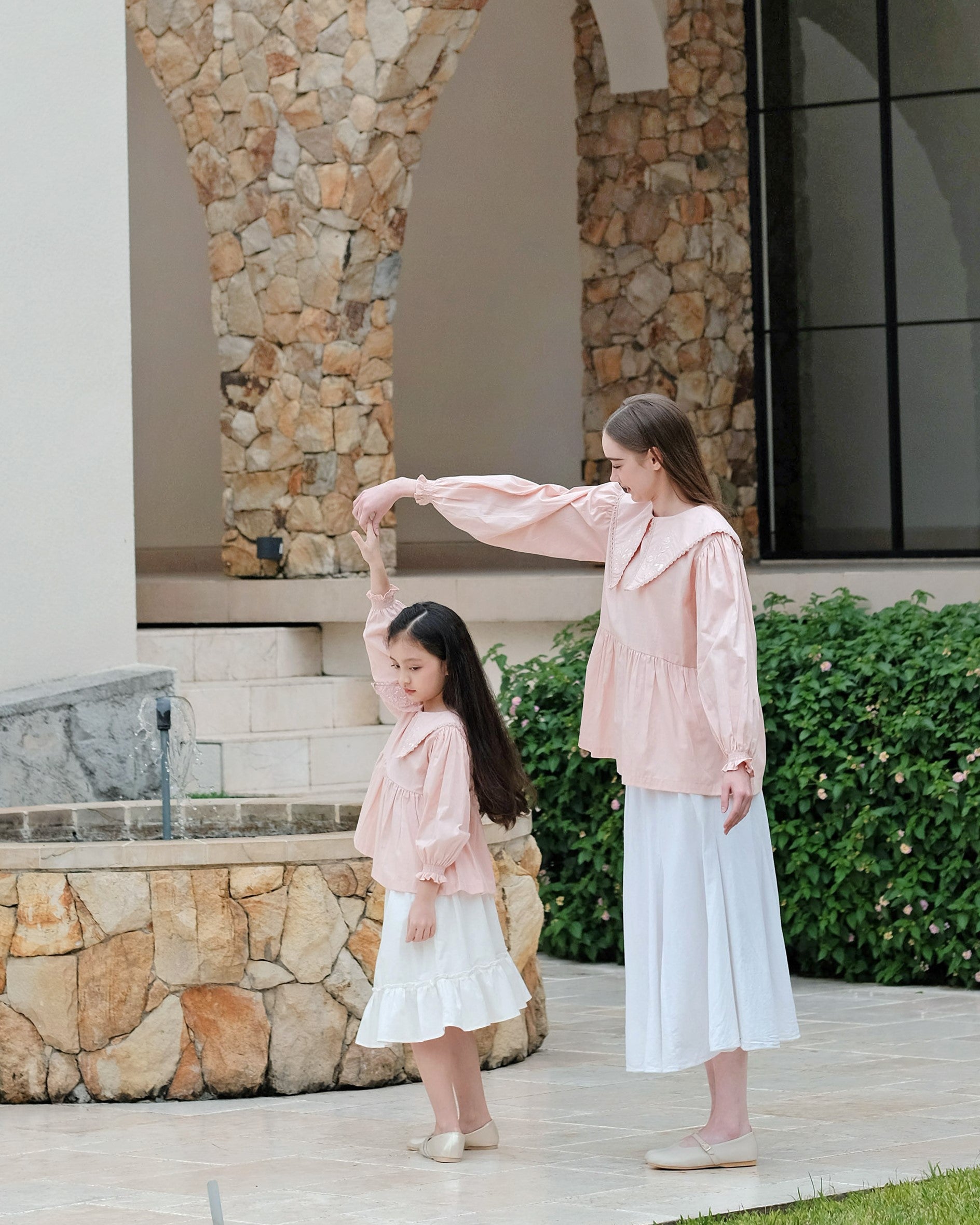 Lady Sera Collar Blouse in Pink