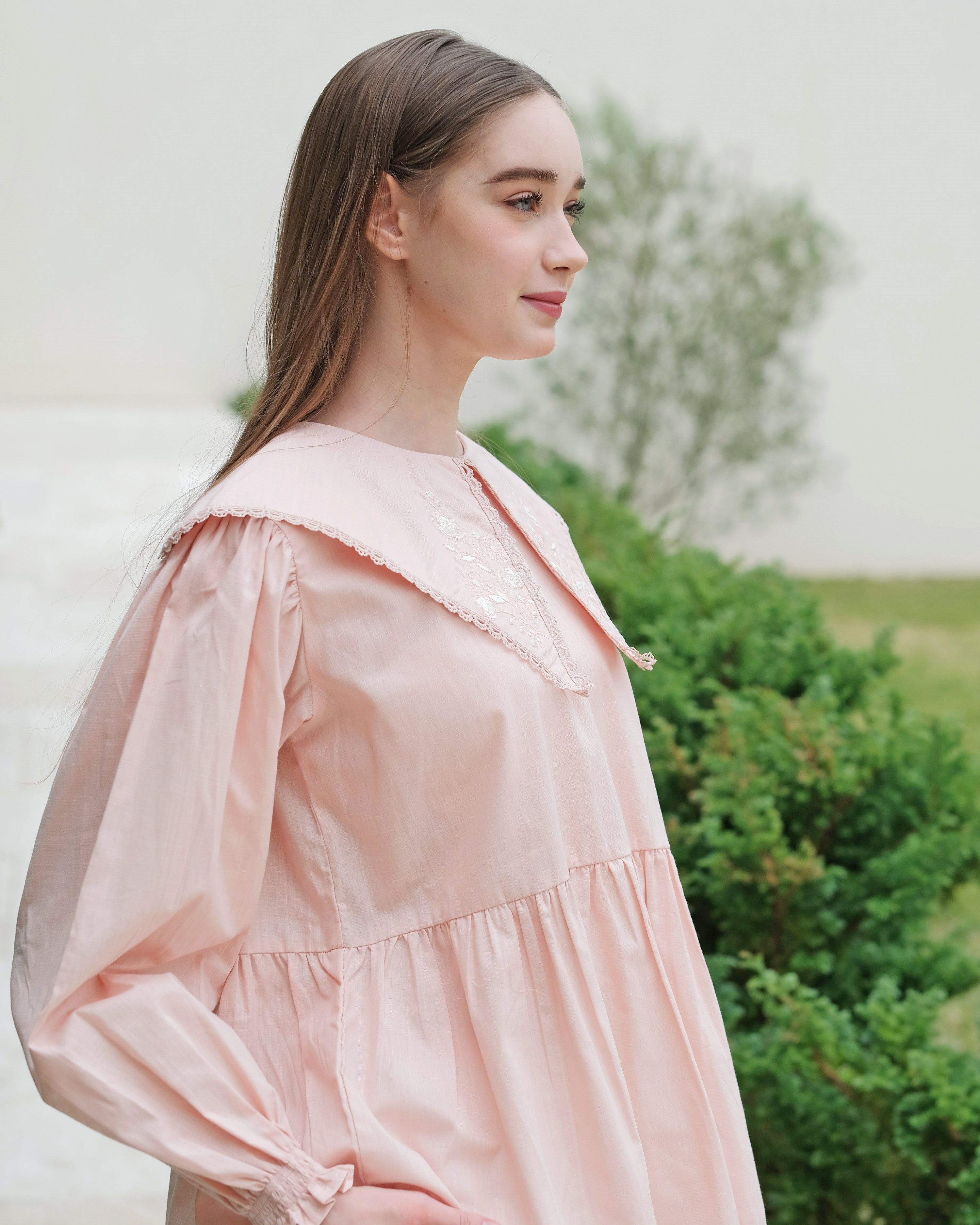 Lady Sera Collar Blouse in Pink