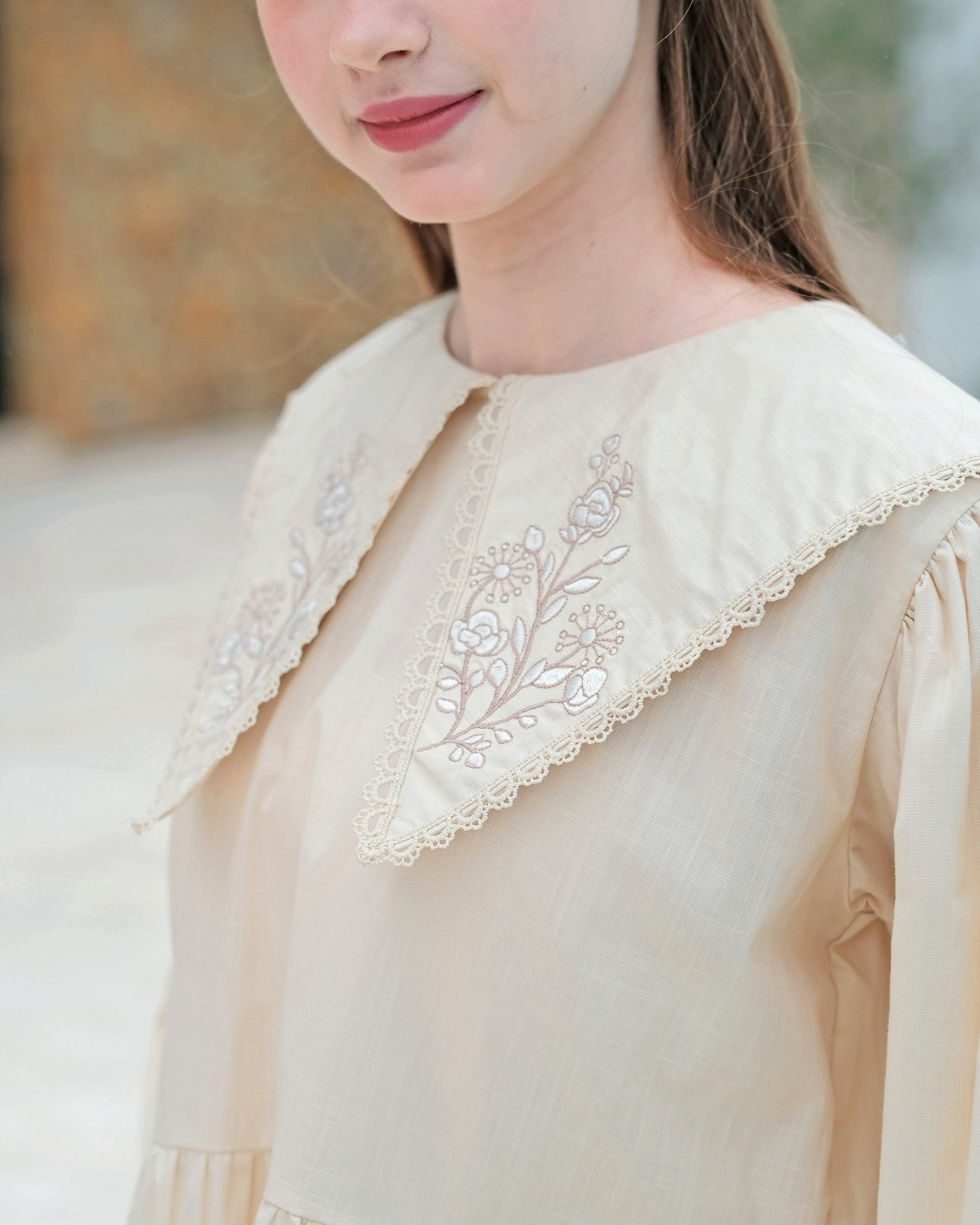 Lady Sera Collar Blouse in Goldie Cream