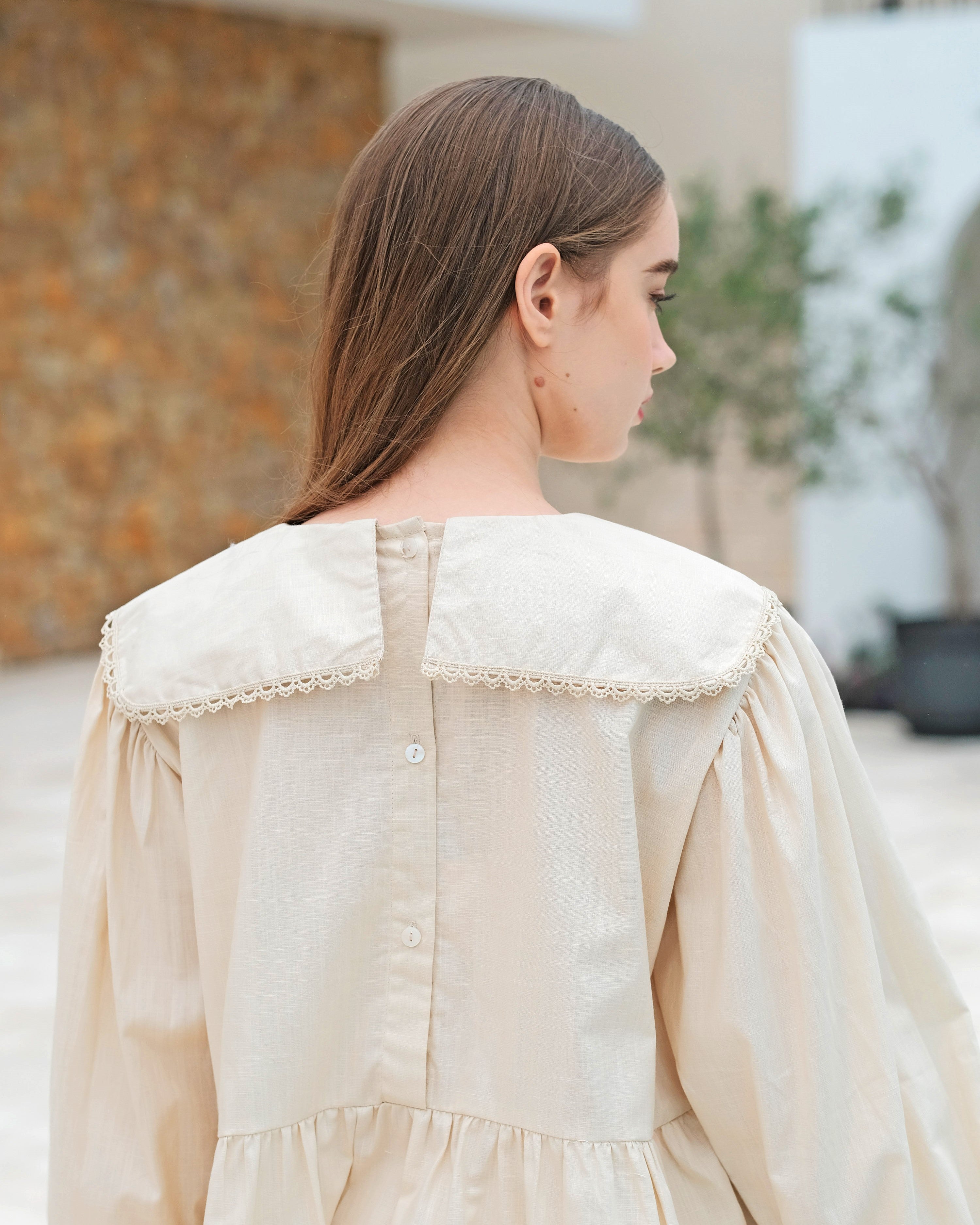 Lady Sera Collar Blouse in Goldie Cream