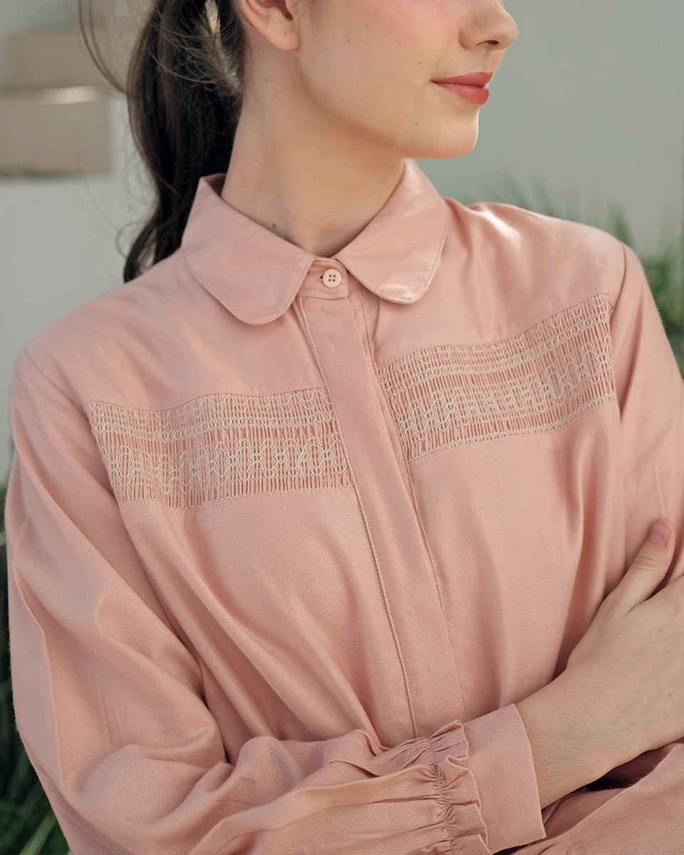 Lady Zeya Smock Blouse in Peach