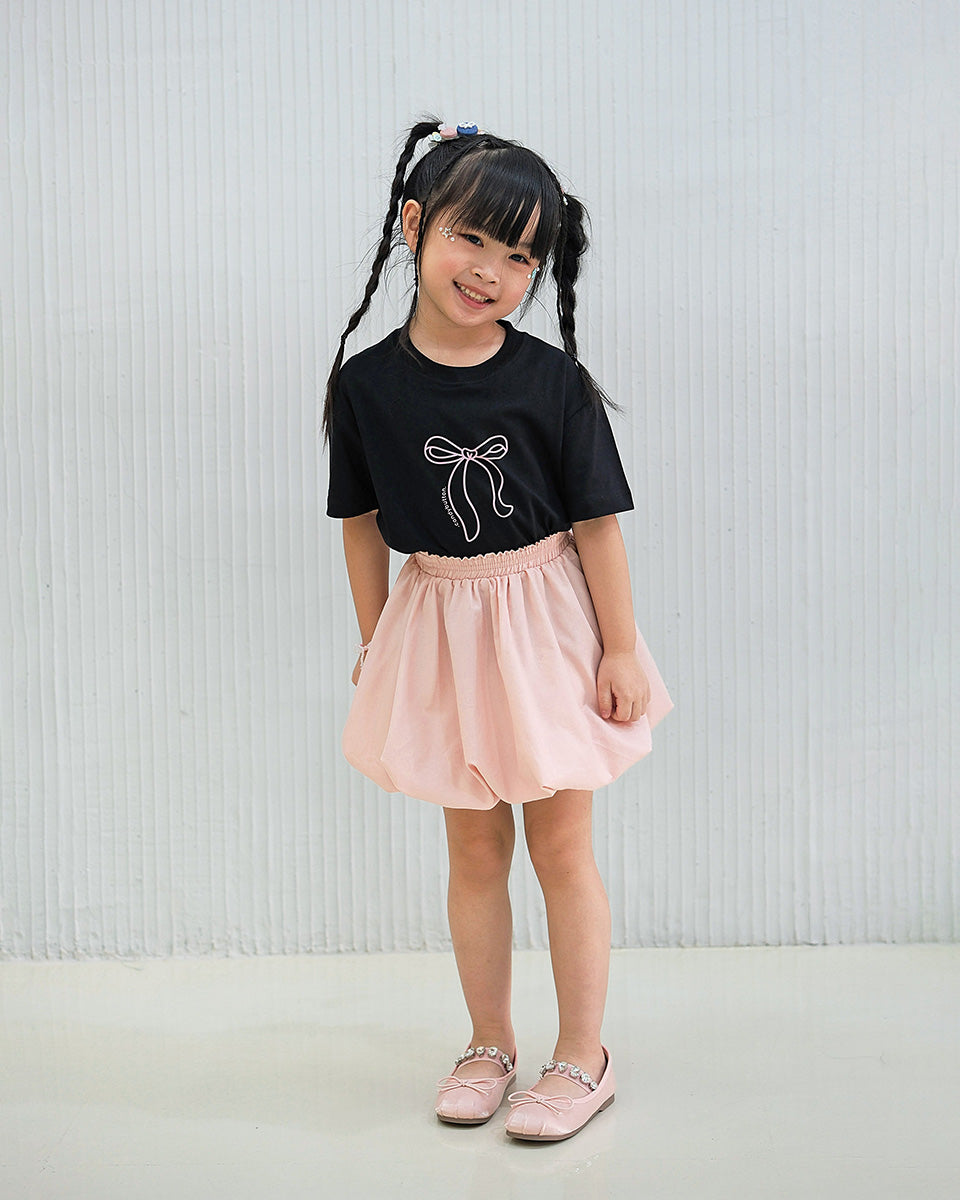 Ribbon T-shirt Girl in Black