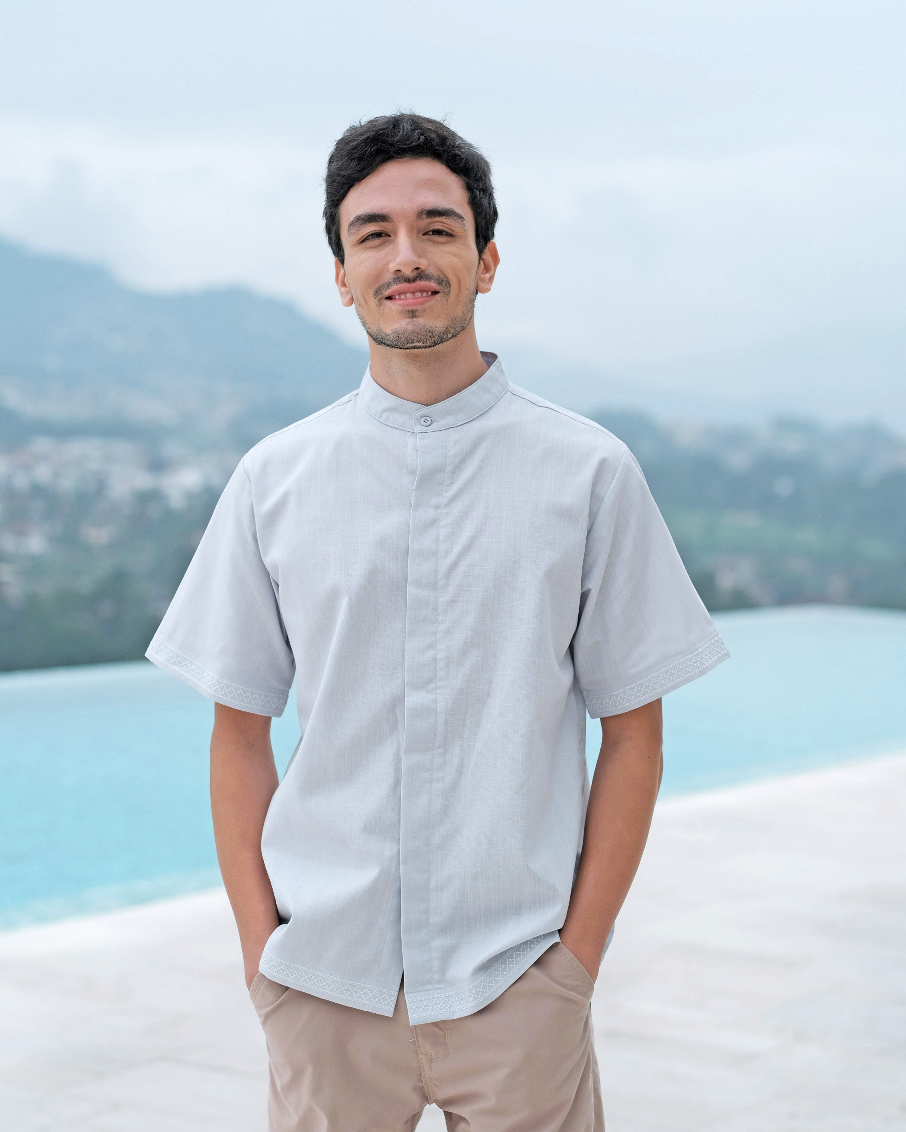 Mr. Maaliq Koko Shirt in Grey