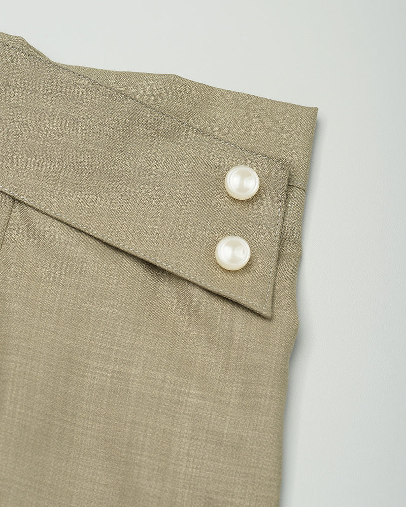 Pippa Button 7/8 Pants in Olive