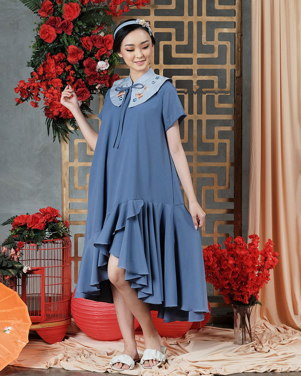 Lady Jia Li in Blue