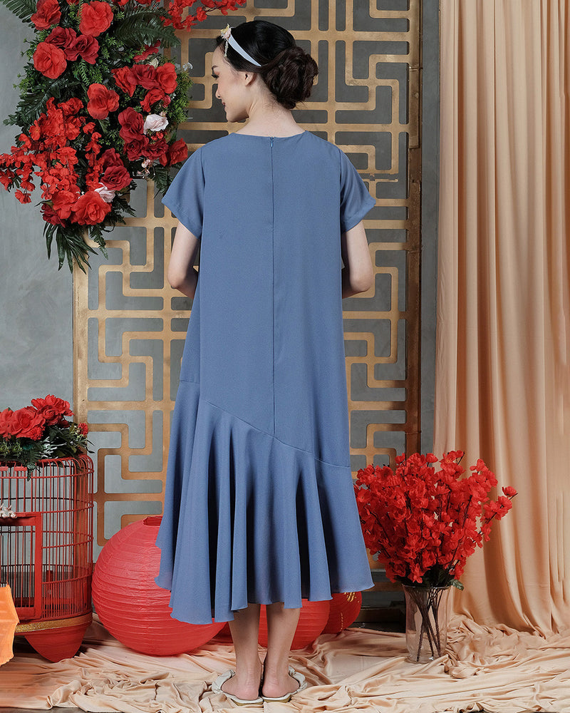 Lady Jia Li in Blue