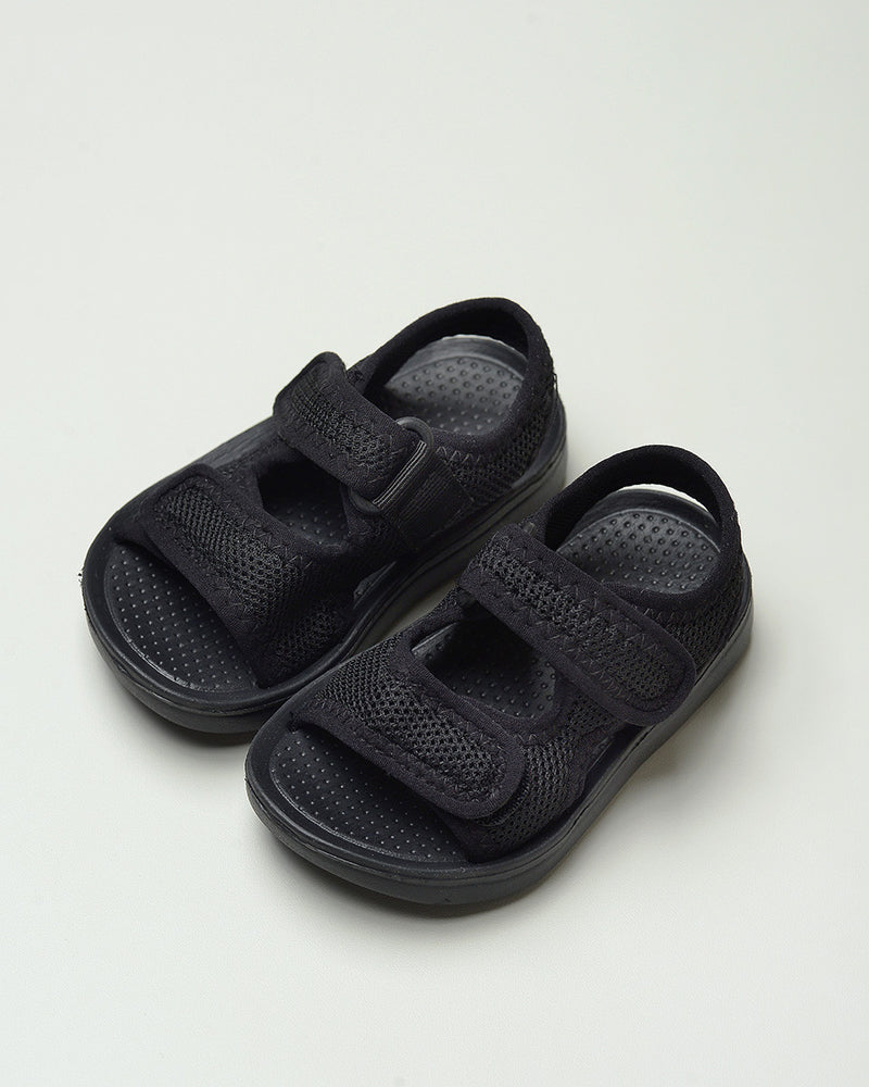 Atlas Strap Sandal in Black