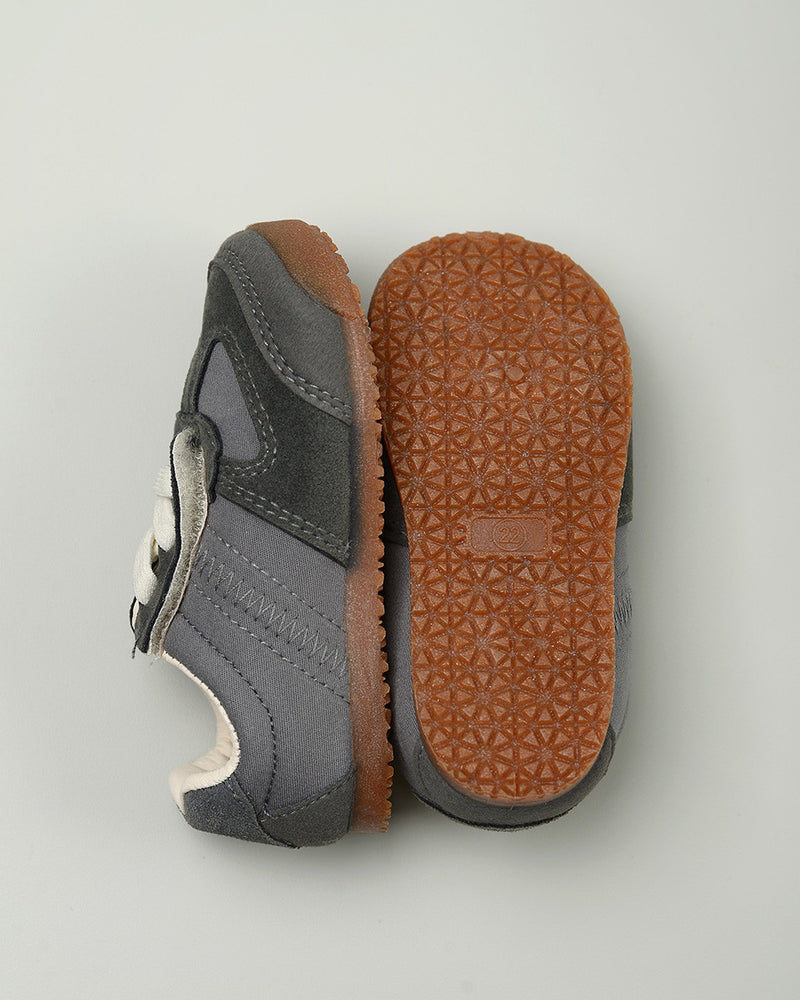 Mexico Sneakers in Dark Grey