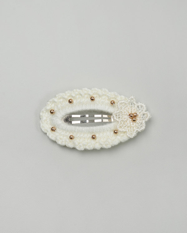 Crochet Snapclip in White