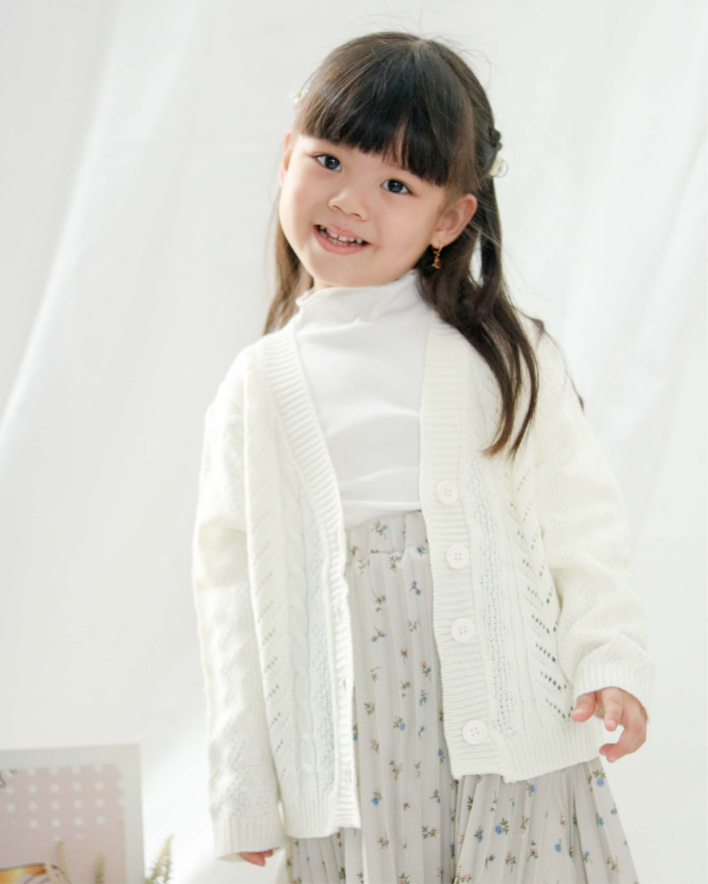 Emily V-Neck Cardigan in Broken White