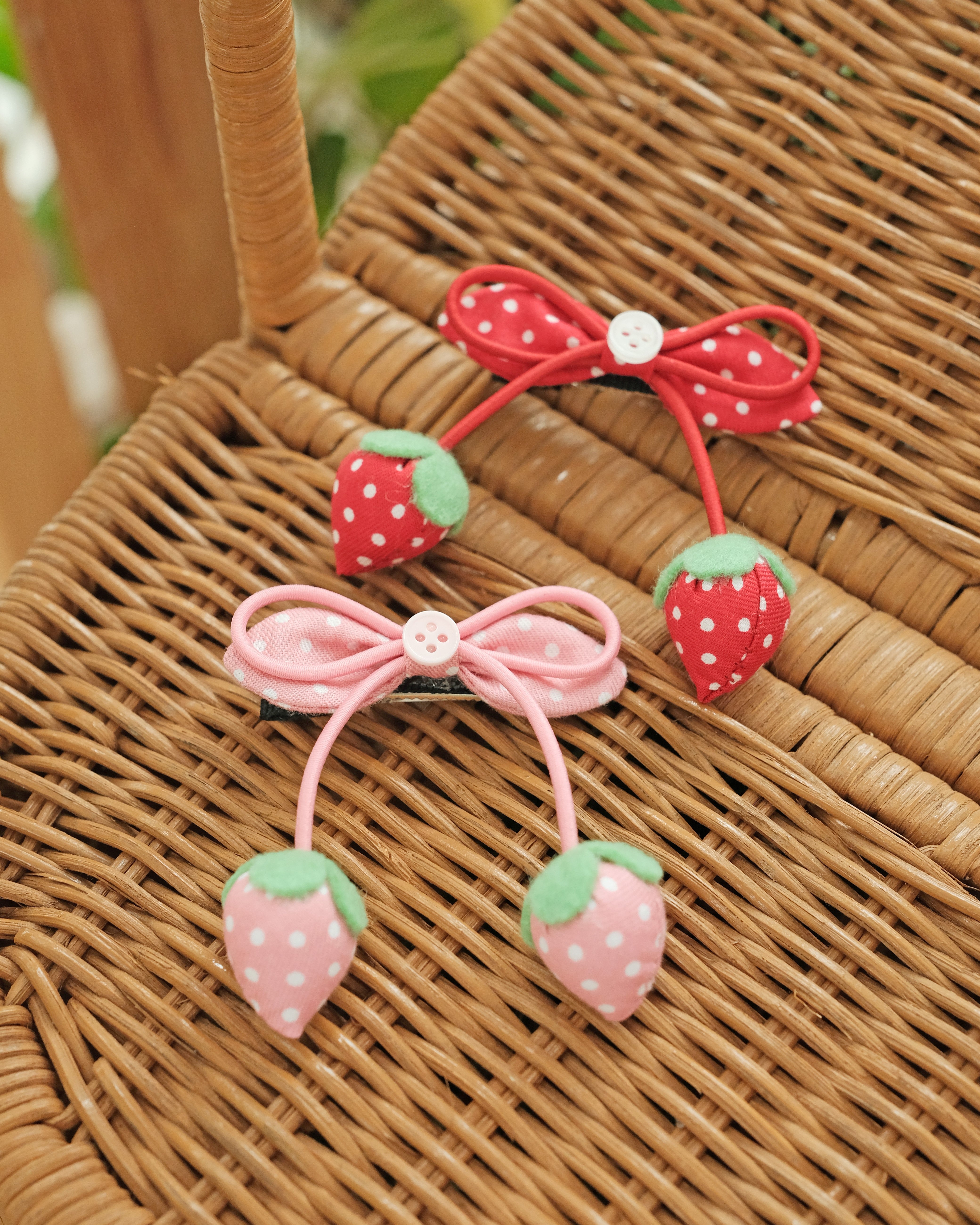 Fraise Hairpin in Red
