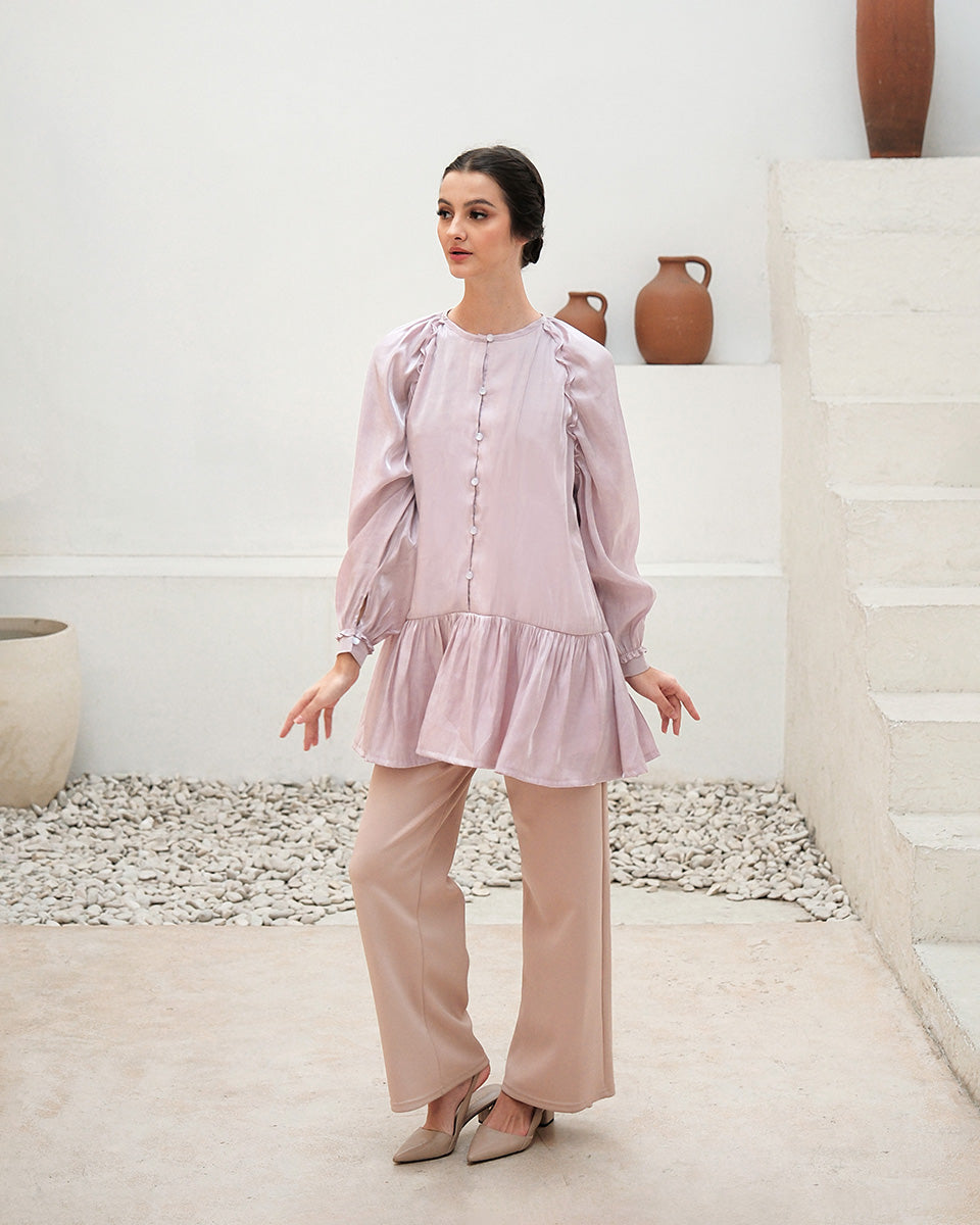 Lady Catira Shimmer Tunic in Lilac