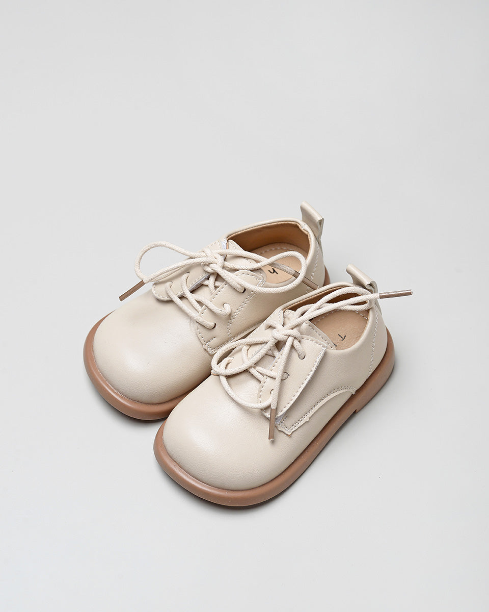 Raison Oxford Shoes in Beige