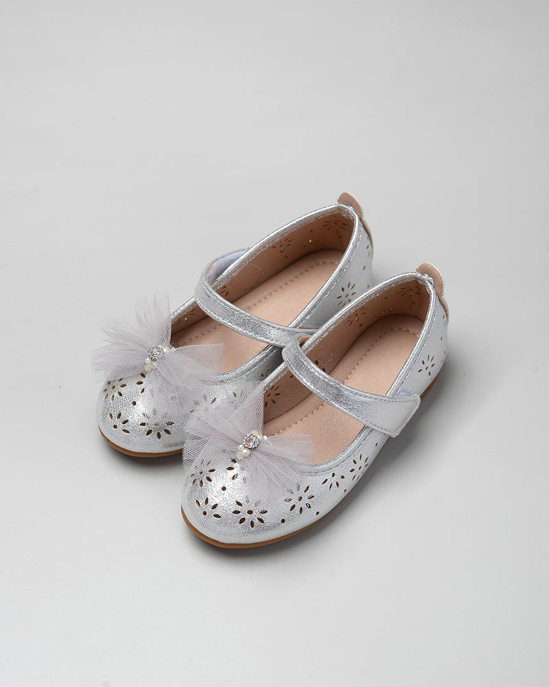 Margot Flat Shoes in Silver