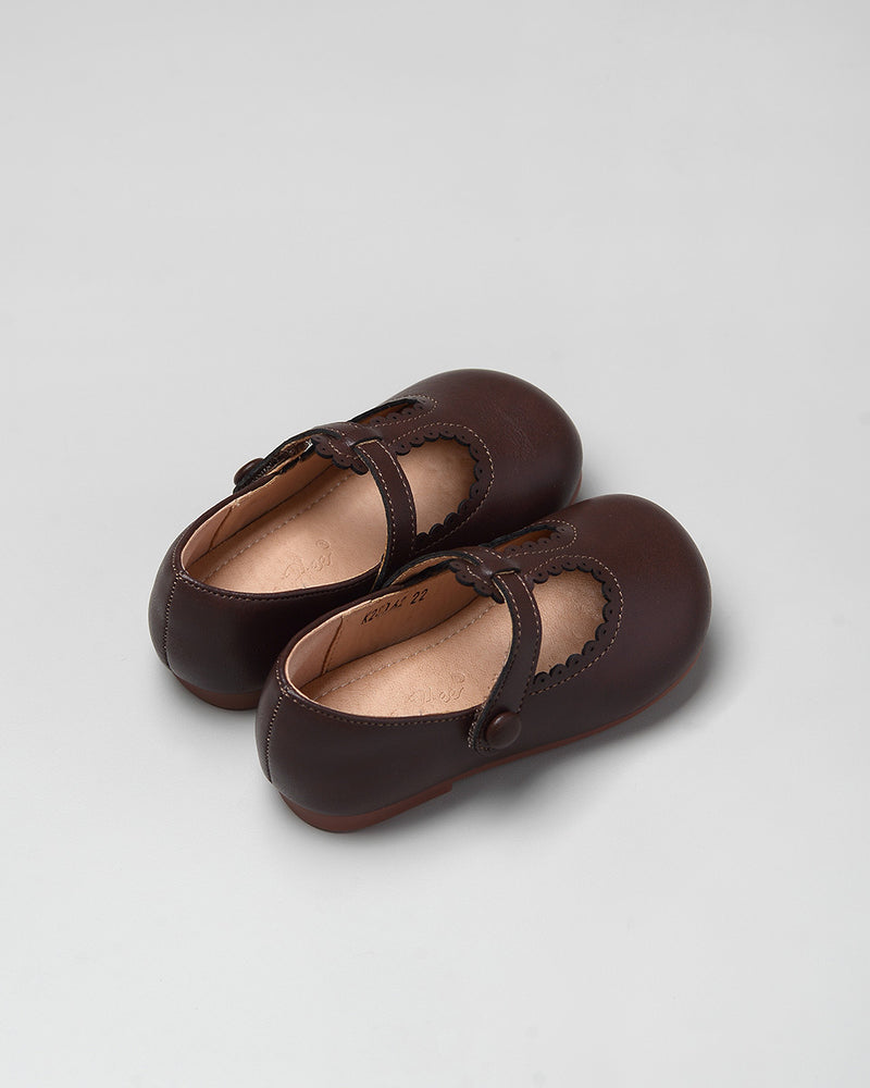 Bailey Mary Jane Shoes in Coffee