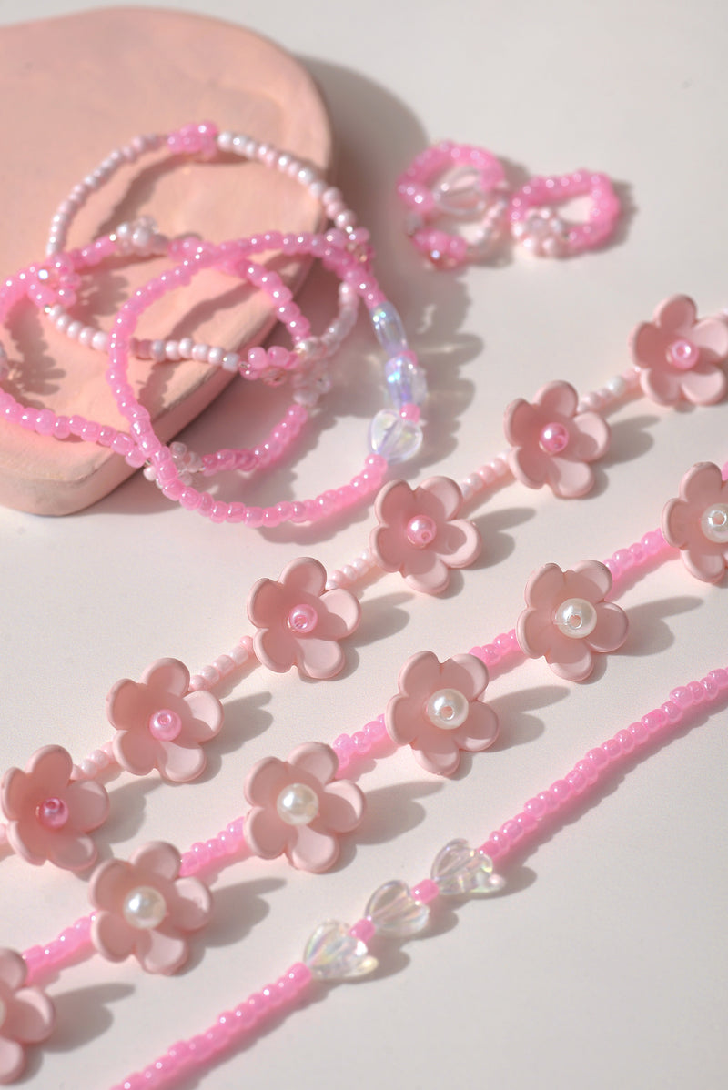 Barbie Flower Necklace in Soft Pink