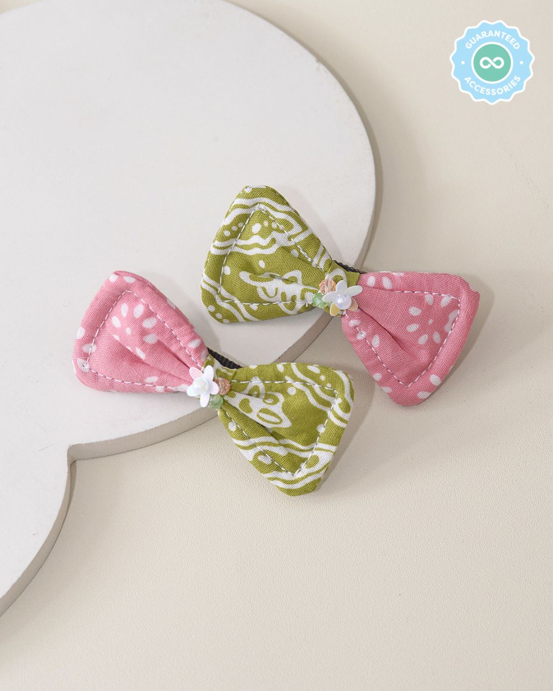 Girang Bow Hairpin in Green-Pink