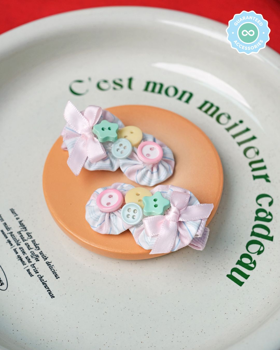 Mila Hairpin in Pink