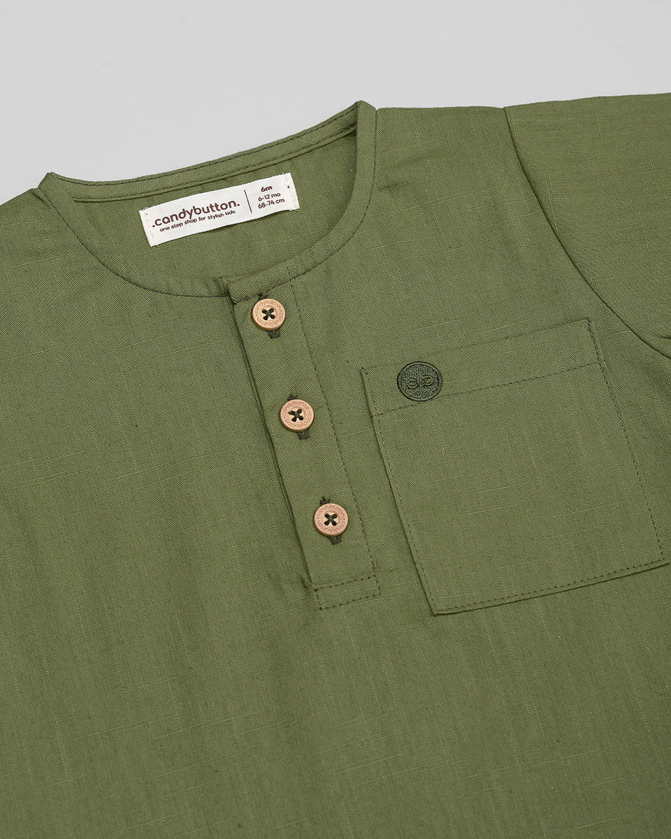 Basic : Henley Shirt in Olive