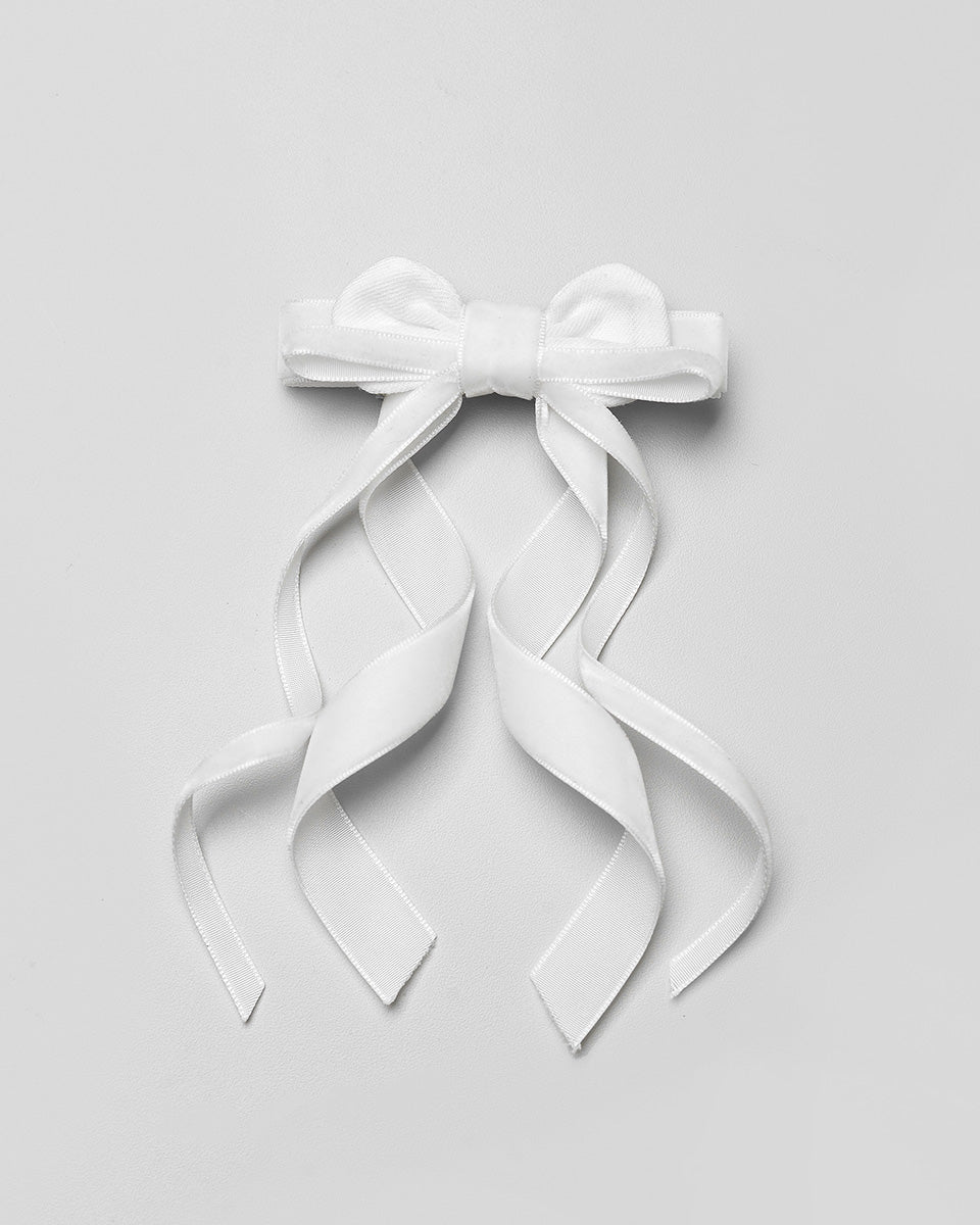 Mary Bow Hairpin in White