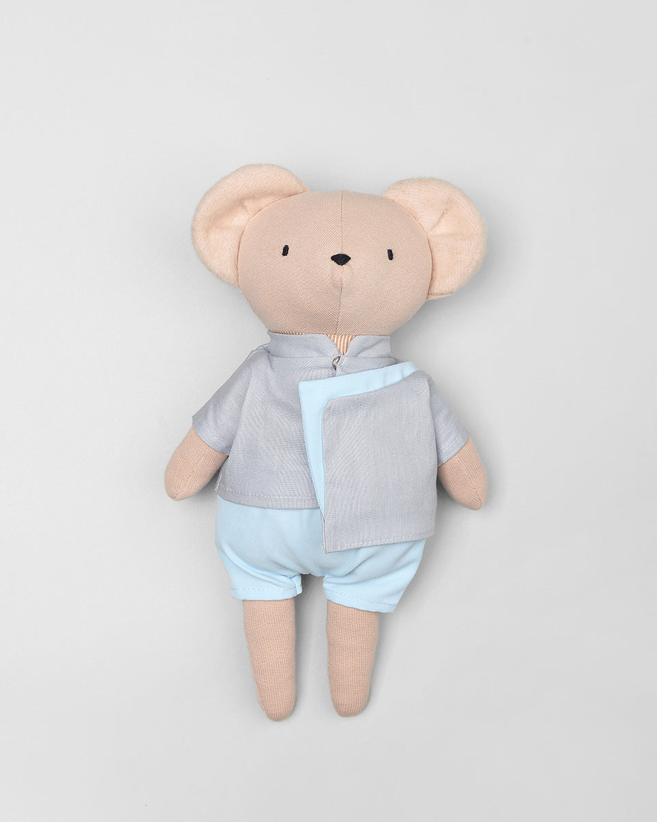 Mocha Mouse Doll in Han Clothes