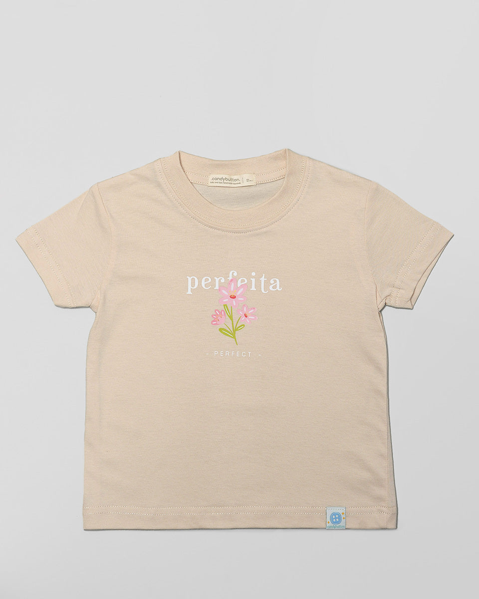 T-shirt : Perfeita Girl in Cream