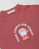 T-shirt : Good Things Are Coming in Red