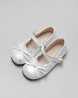 Loudres Bow Shoes in White