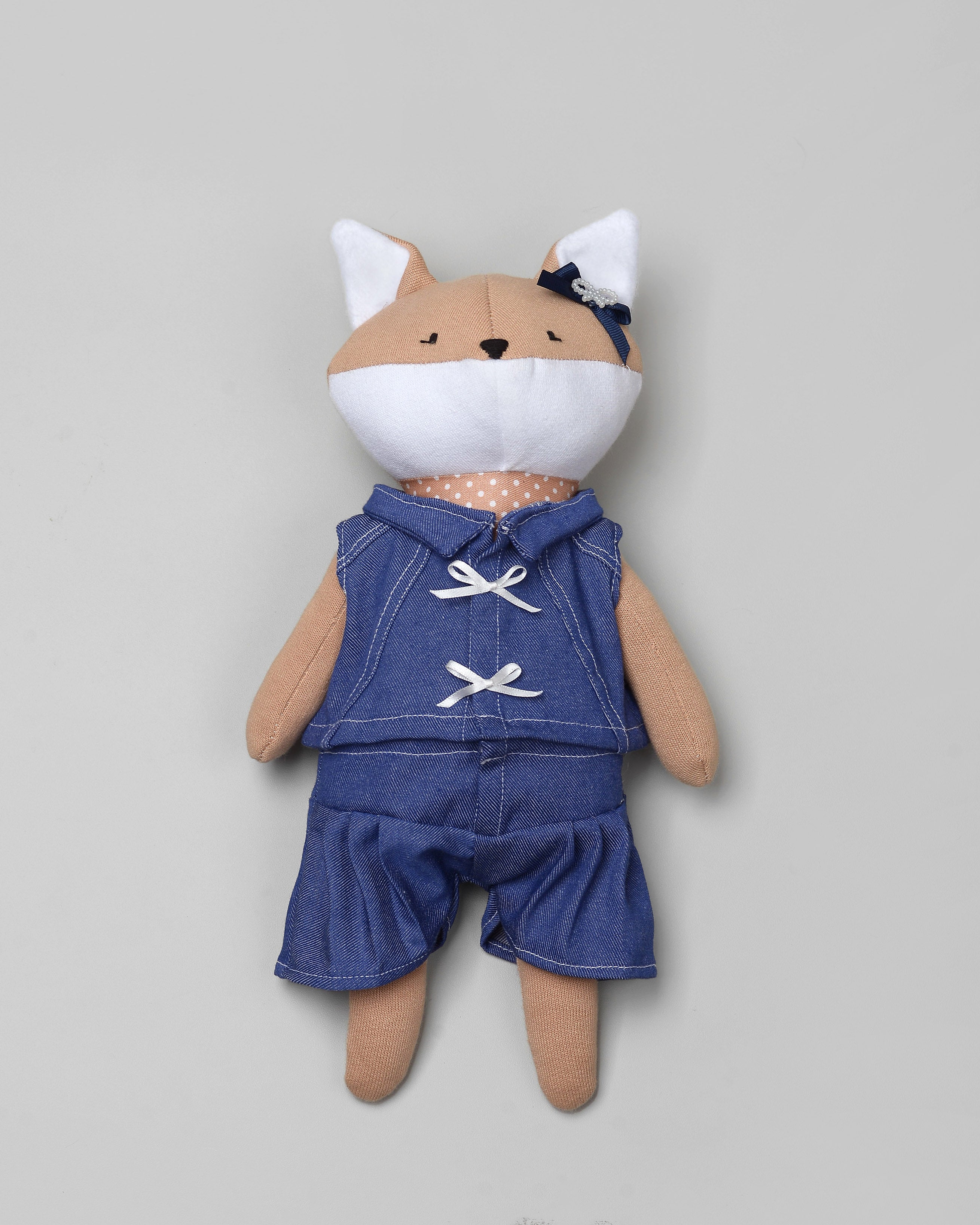 Zola Fox Doll in Lennox Clothes