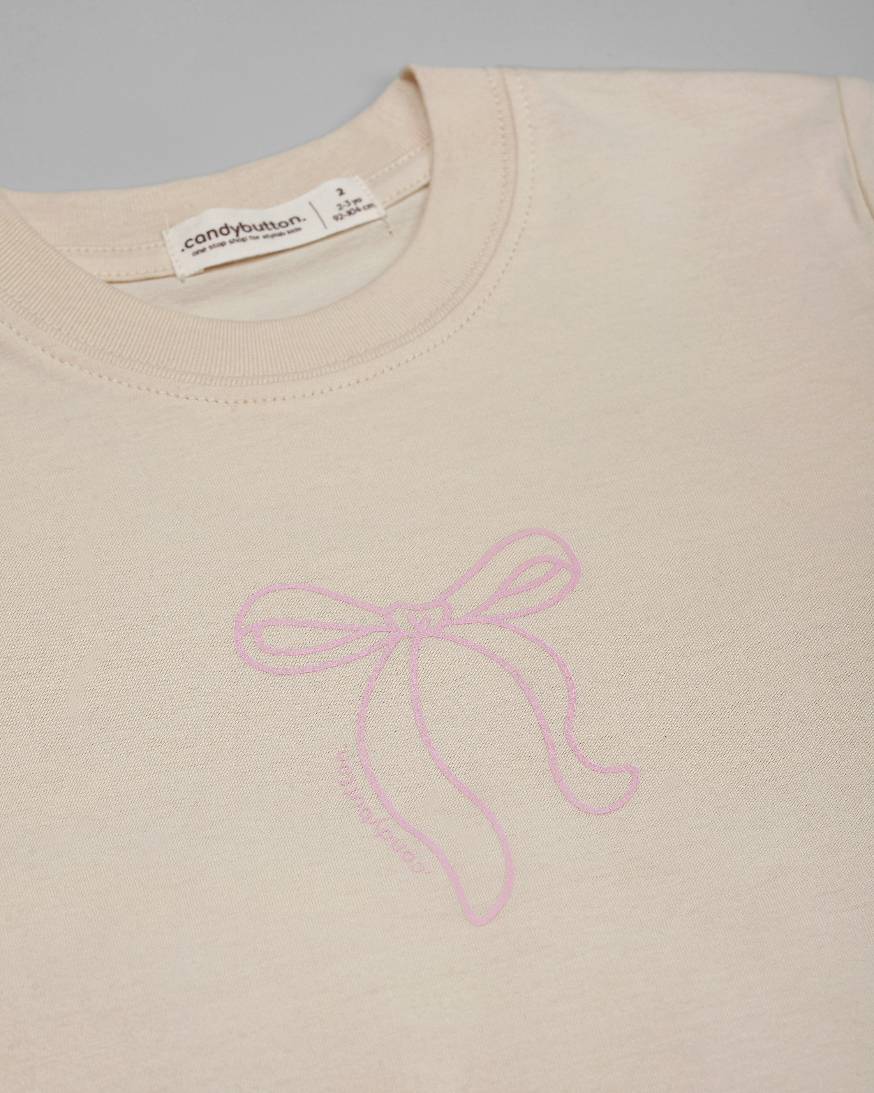 Ribbon T-shirt Girl in Cream