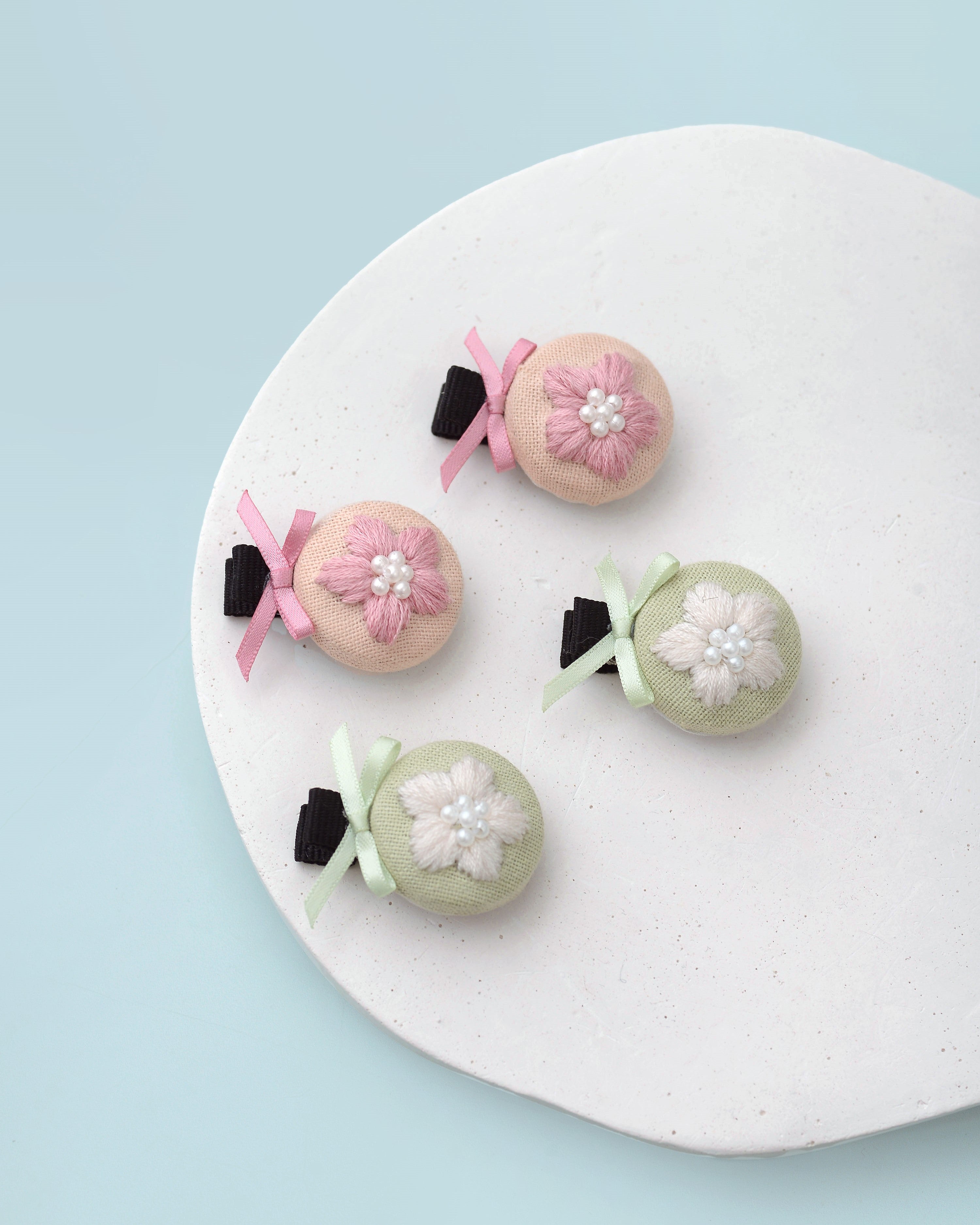 Candy Florette Buttons Hairpin in Pink Rose