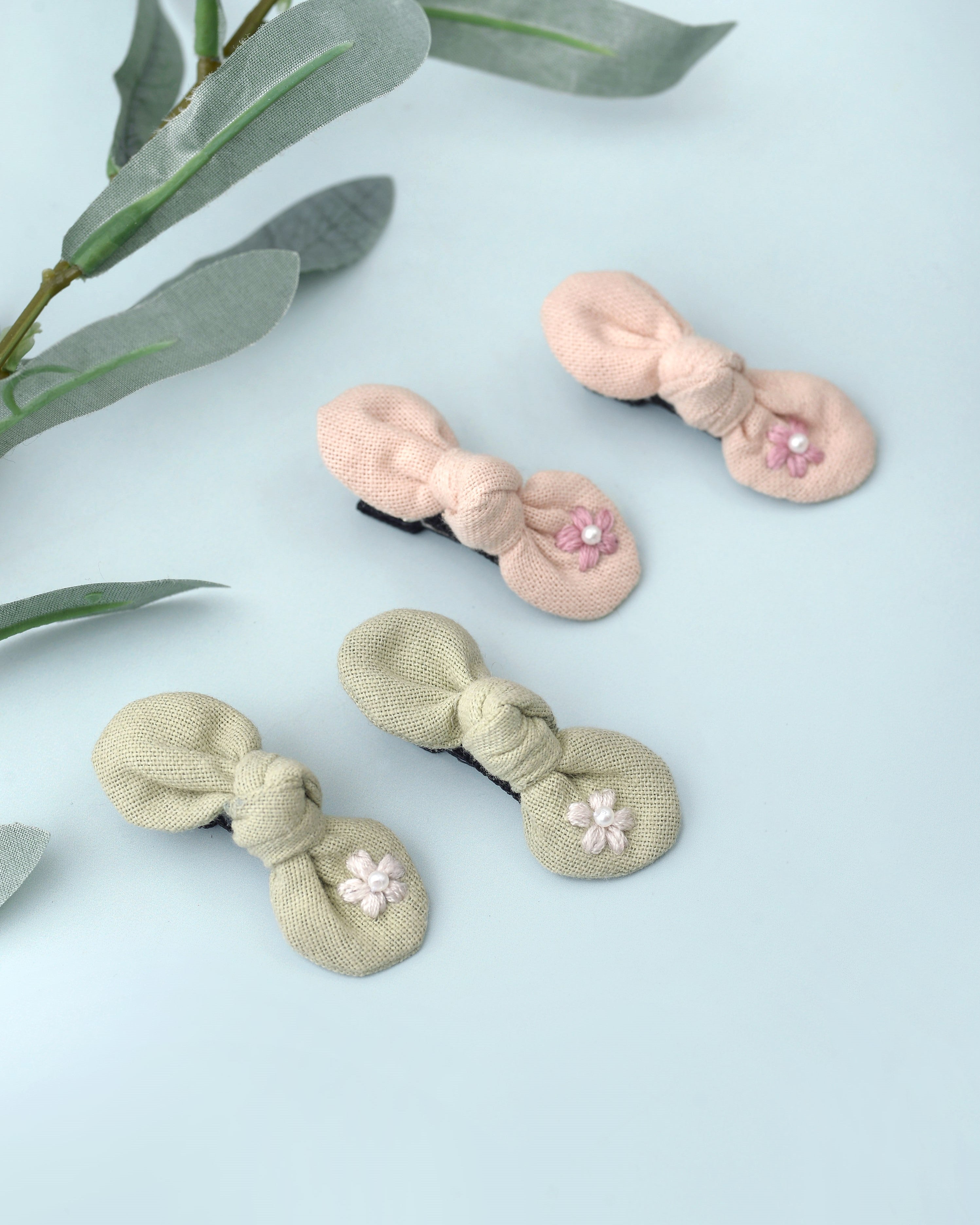 Mallow Mia Mini Knot Hairpin in Pink Rose