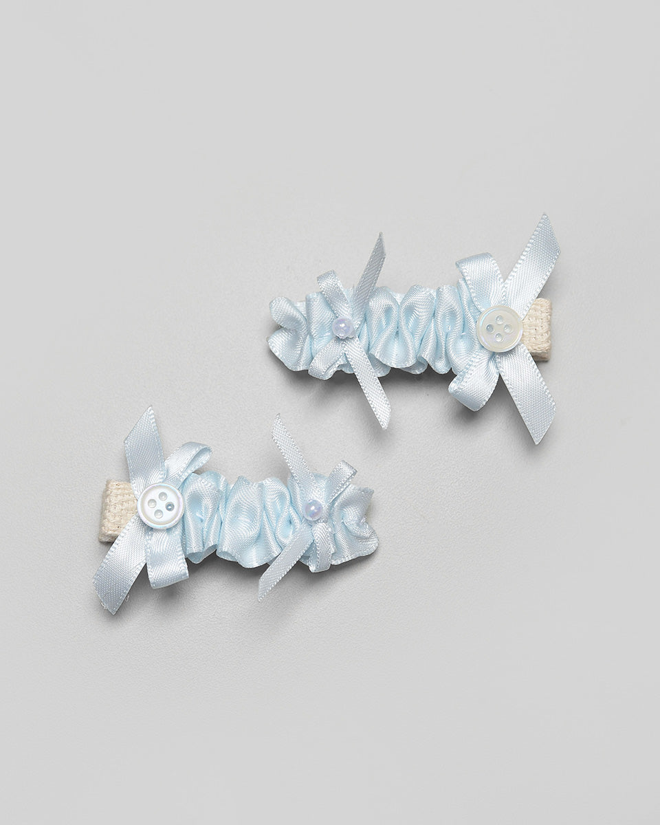 Frosty Swirl Ruffle Hairpin in Light Blue