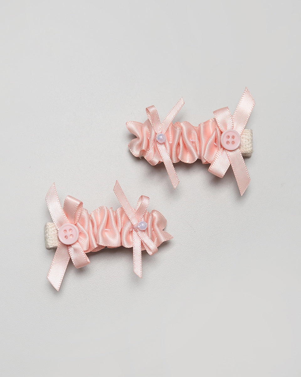 Frosty Swirl Ruffle Hairpin in Peach